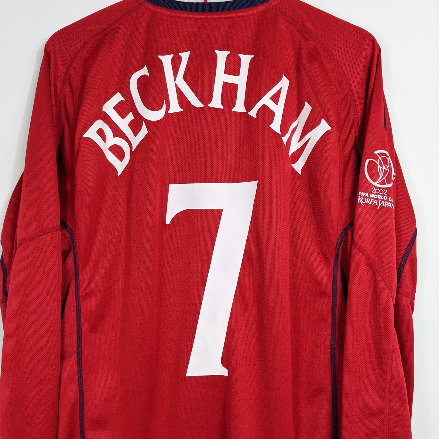 Authentic England 2002 Away - Beckham #7 Size L (Long Sleeve)