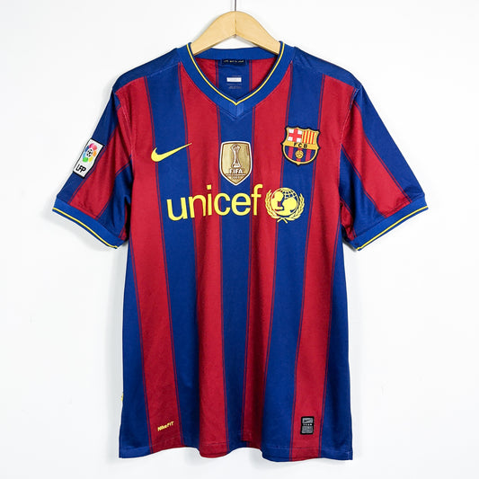 Authentic Barcelona 2009/10 Home - Messi #10 Size M (With short)