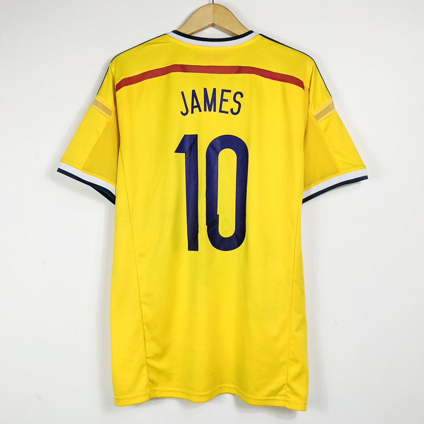 Authentic Colombia 2014/15 Home - James #10 Size L