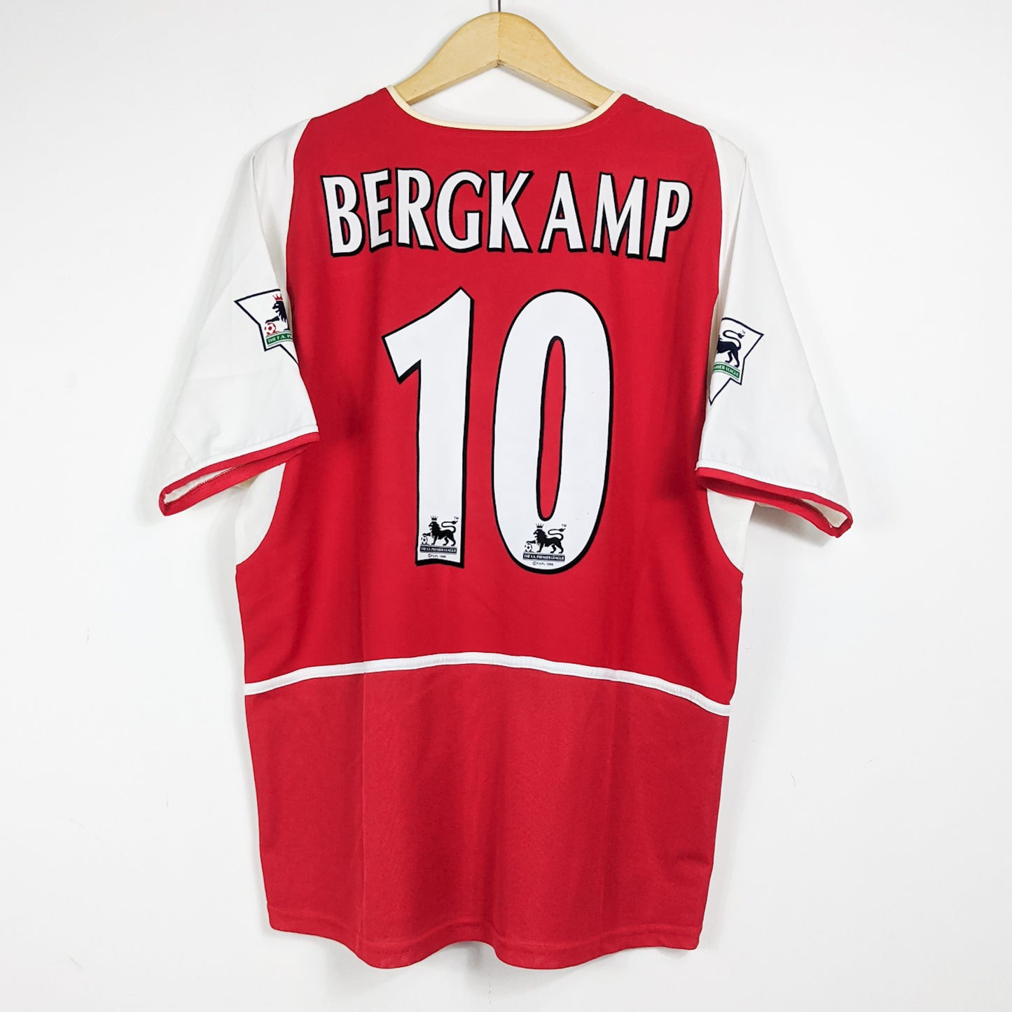 Authentic Arsenal 2002/04 Home - Bergkamp #10 Size M