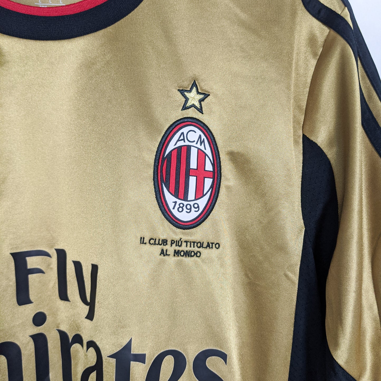 Authentic AC Milan 2013/14 Third - Kaka #22 Size L (Bnwt)