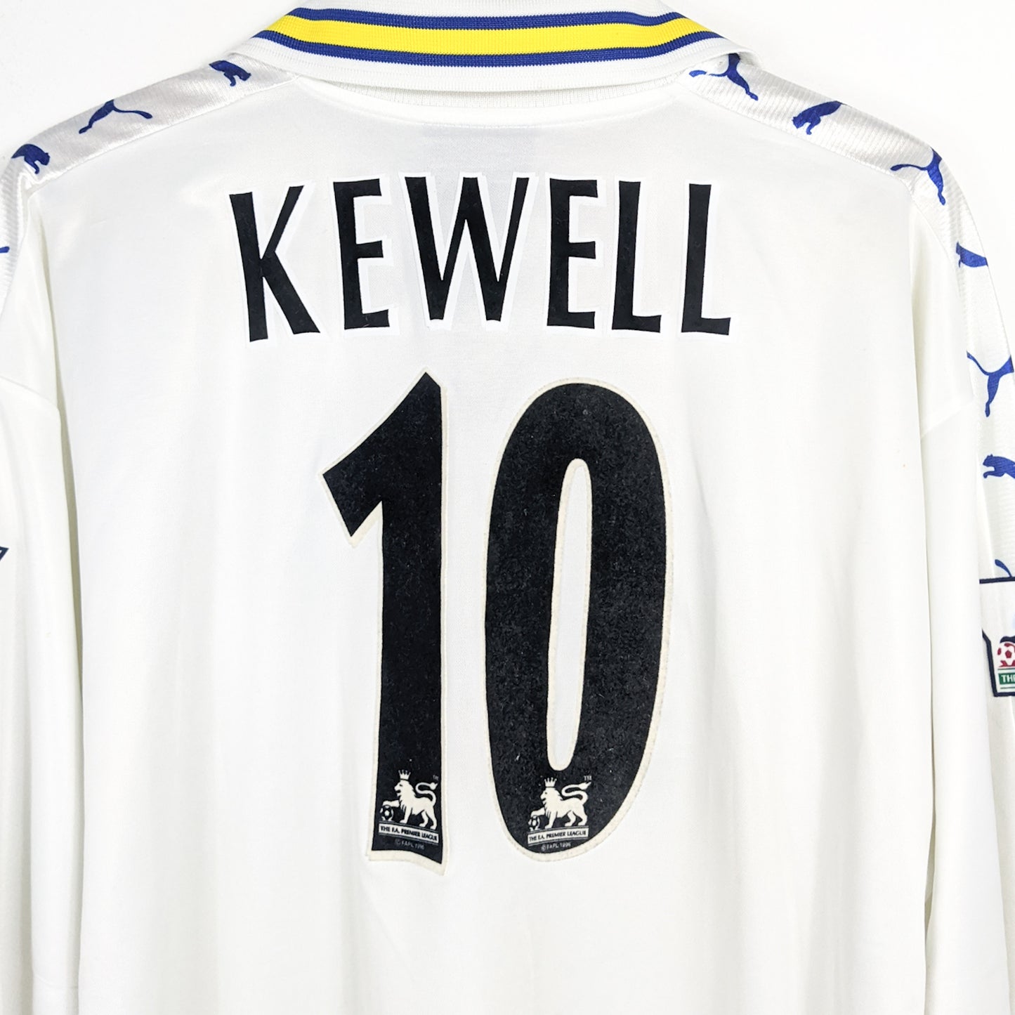 Authentic Leeds 1999/00 Home - Kewell #10 Size L (Long Sleeve)