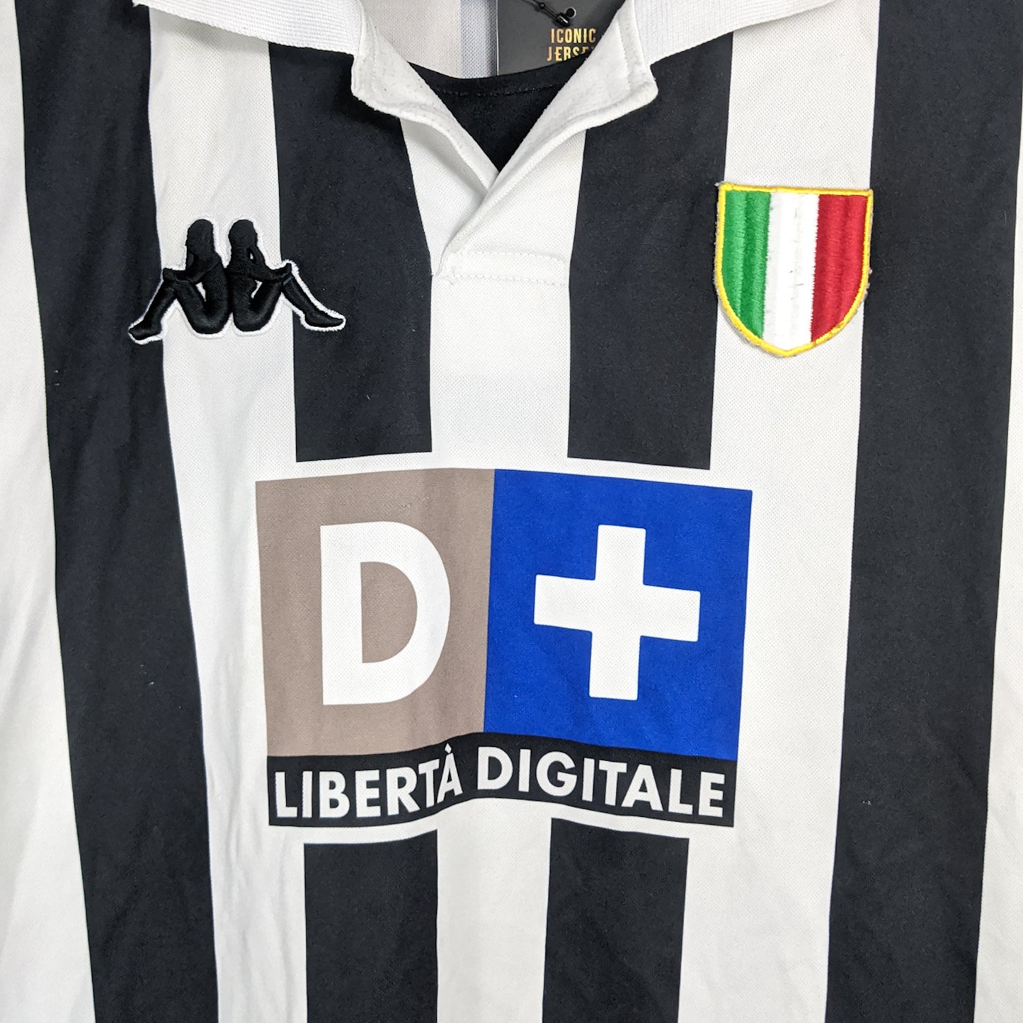 Authentic Juventus 1998/99 Home - Davids #26 Size XL