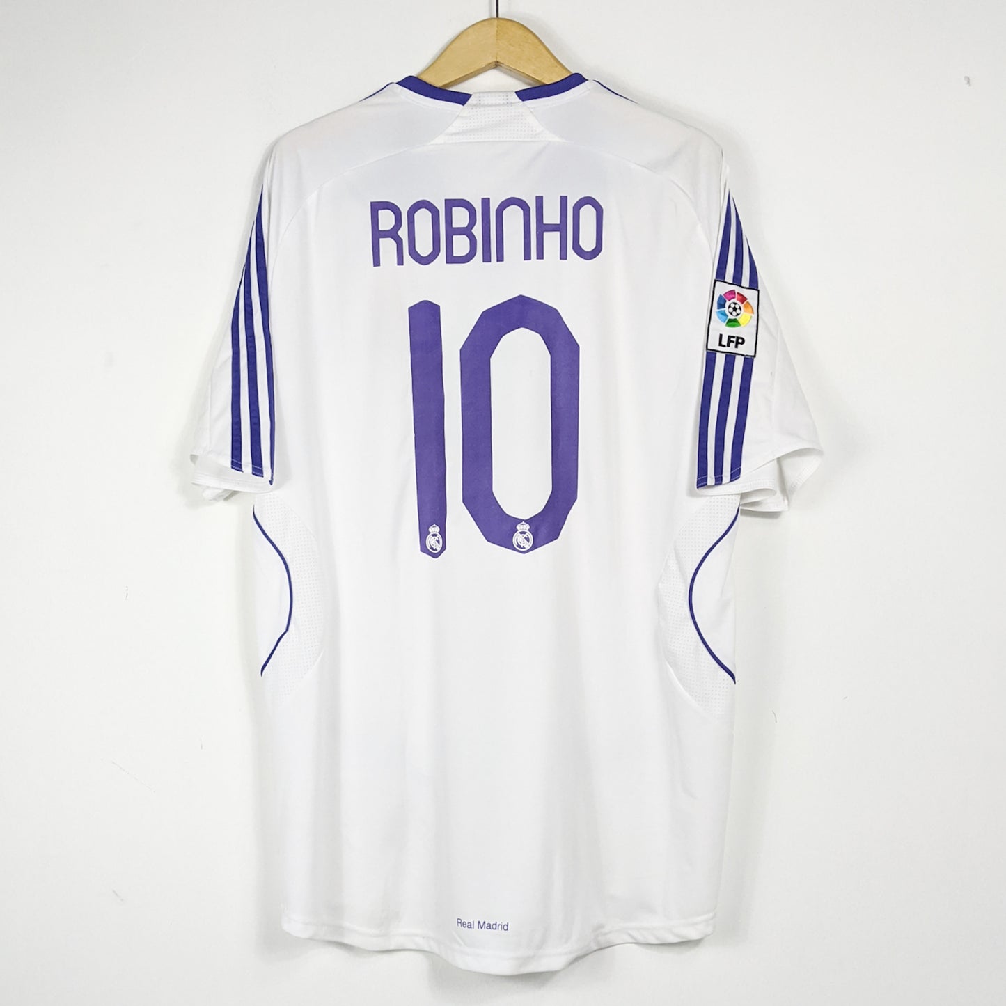 Authentic Real Madrid 2007/08 Home - Robinho #10 Size XL