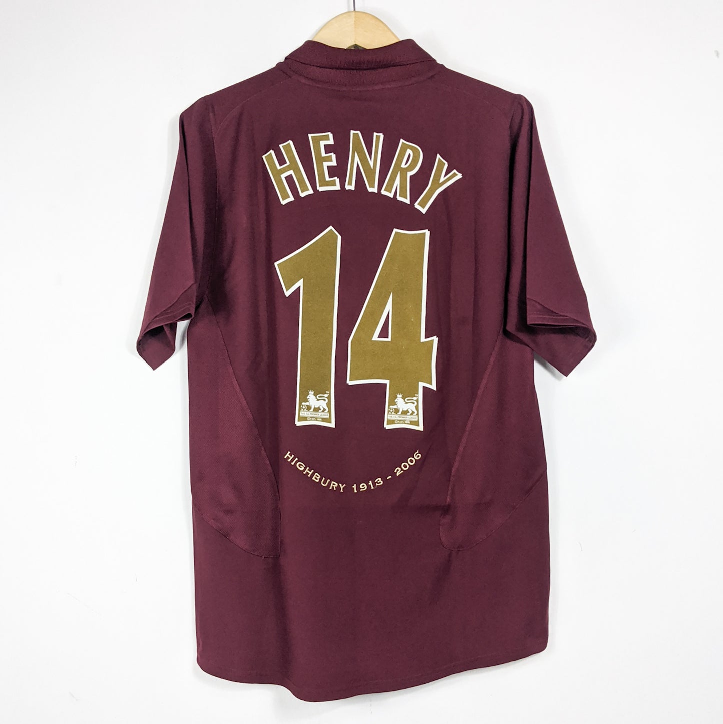 Authentic Arsenal 2005/06 Home - Henry #14 Size M