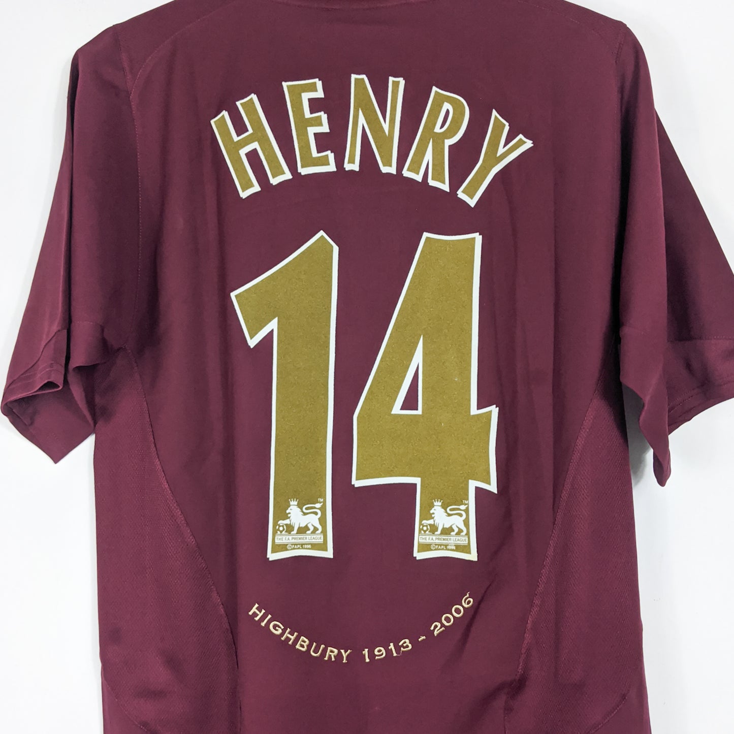 Authentic Arsenal 2005/06 Home - Henry #14 Size M