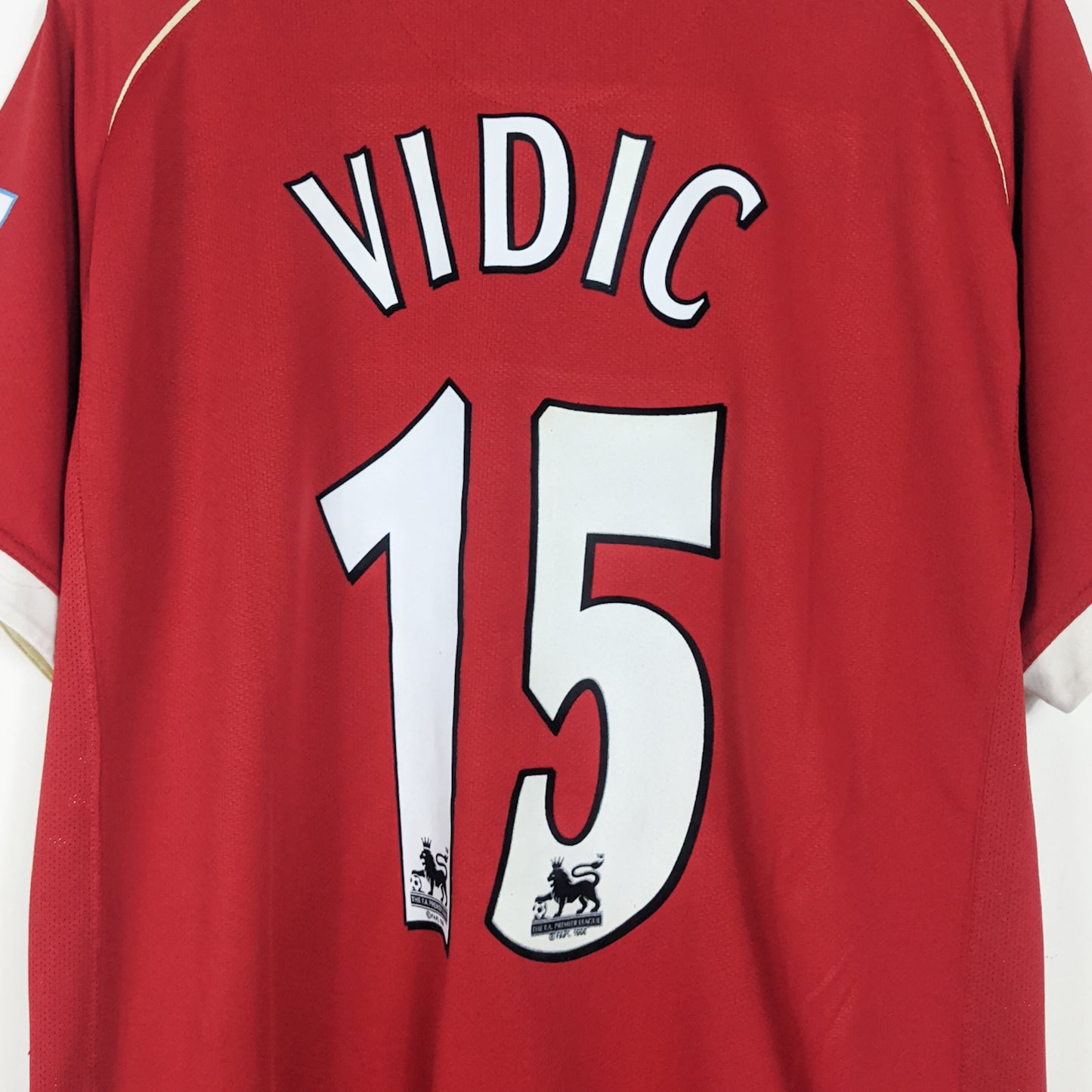 Authentic Manchester United 2006/07 Home - Vidic #15 Size M