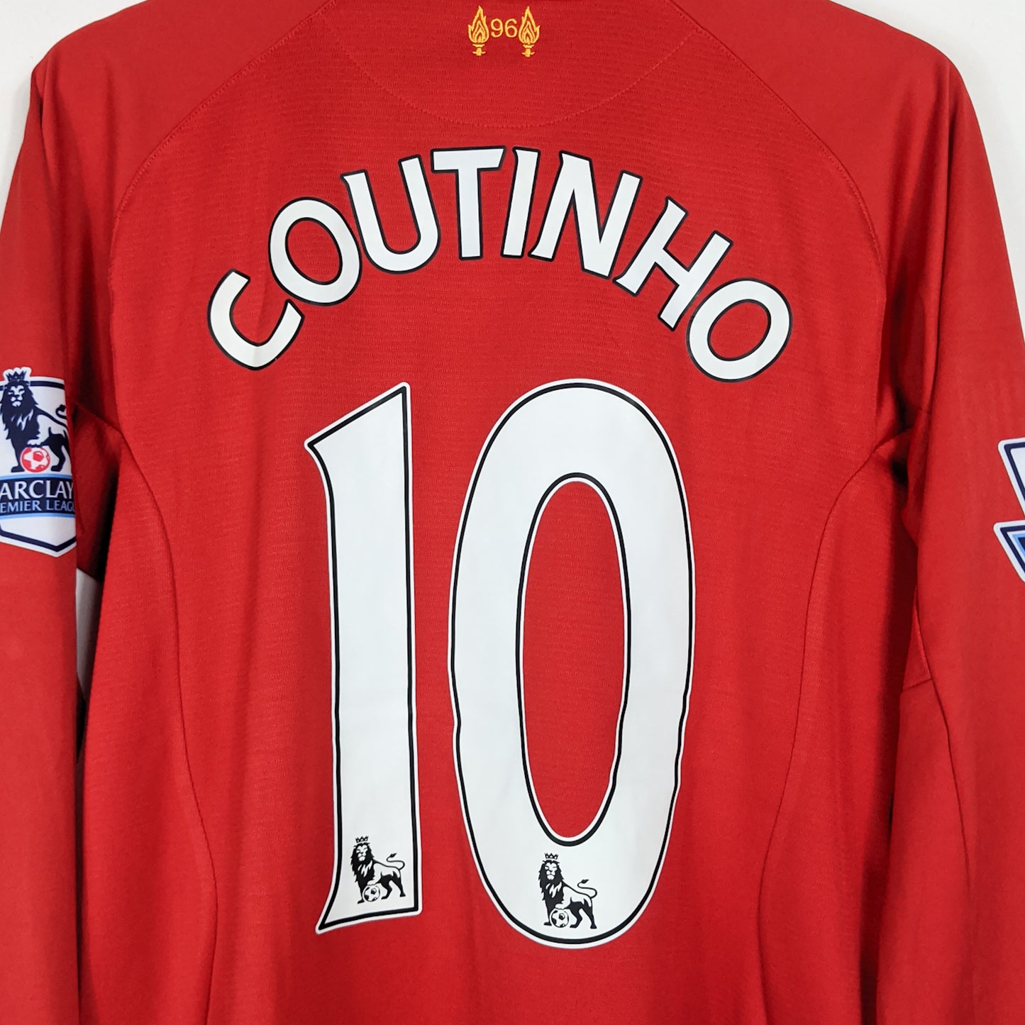 Authentic Liverpool 2013/14 Home - Coutinho #10 Size M (Long Sleeve)