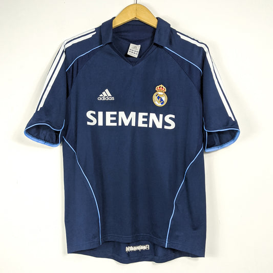 Authentic Real Madrid 2005/06 Away - Beckham #23 Size M