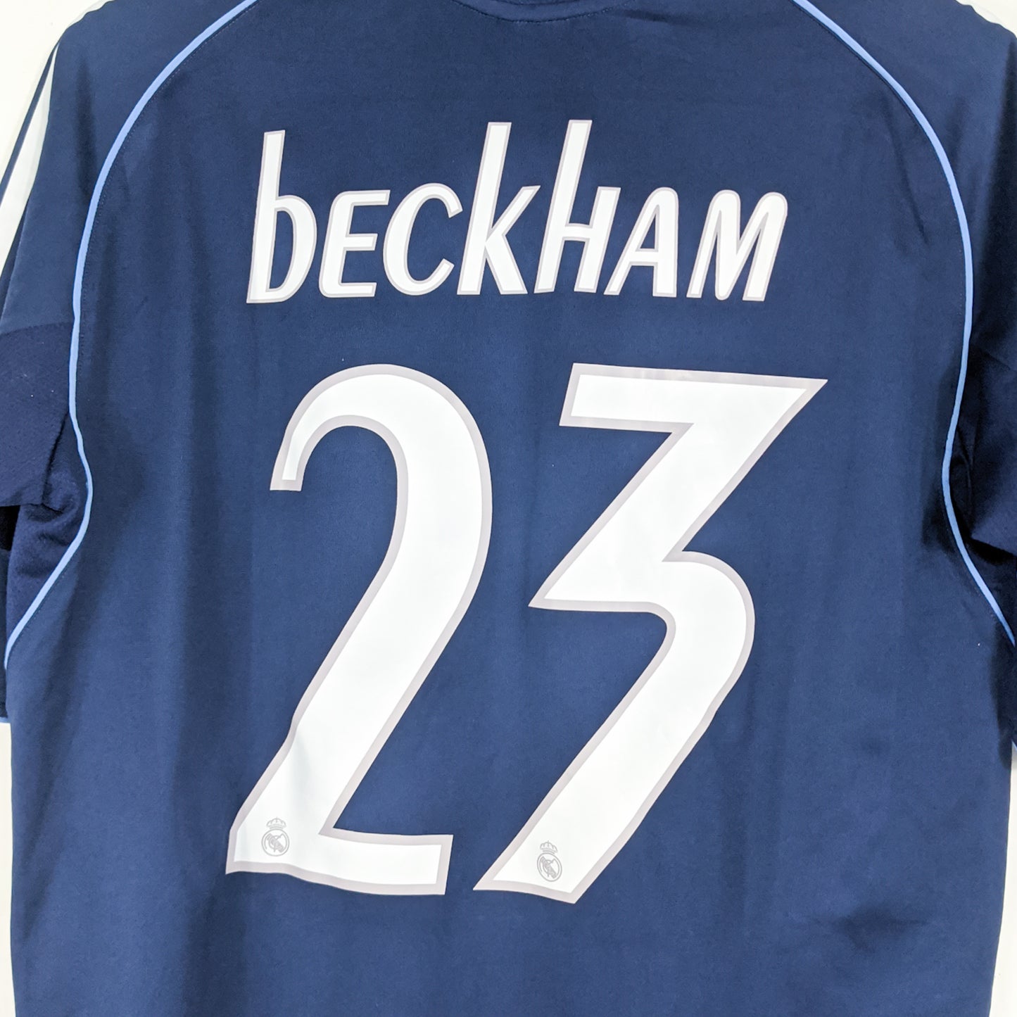 Authentic Real Madrid 2005/06 Away - Beckham #23 Size M