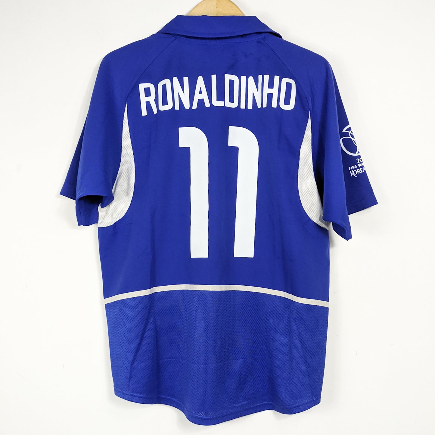 Authentic Brazil 2002 Away - Ronaldinho #11 Size M