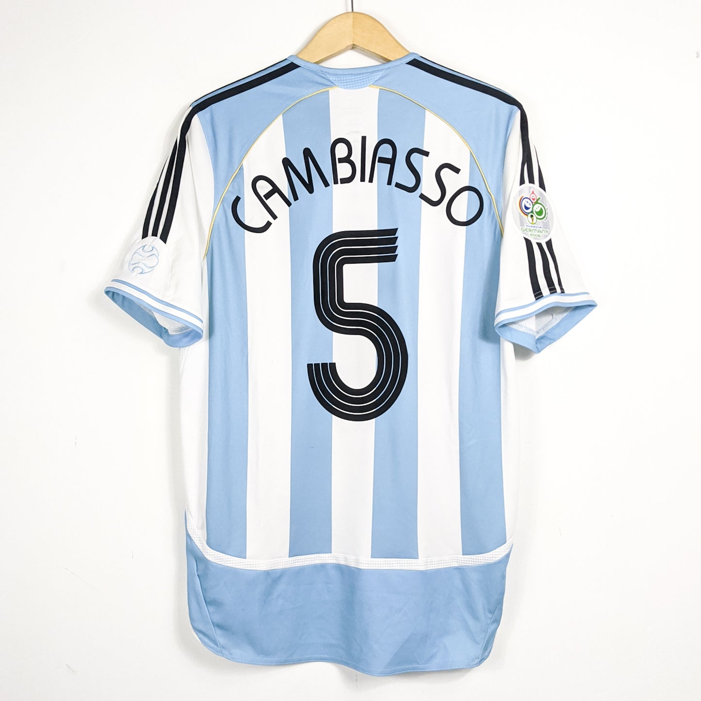 Authentic Argentina 2006/07 Home - Cambiasso #5 Size M