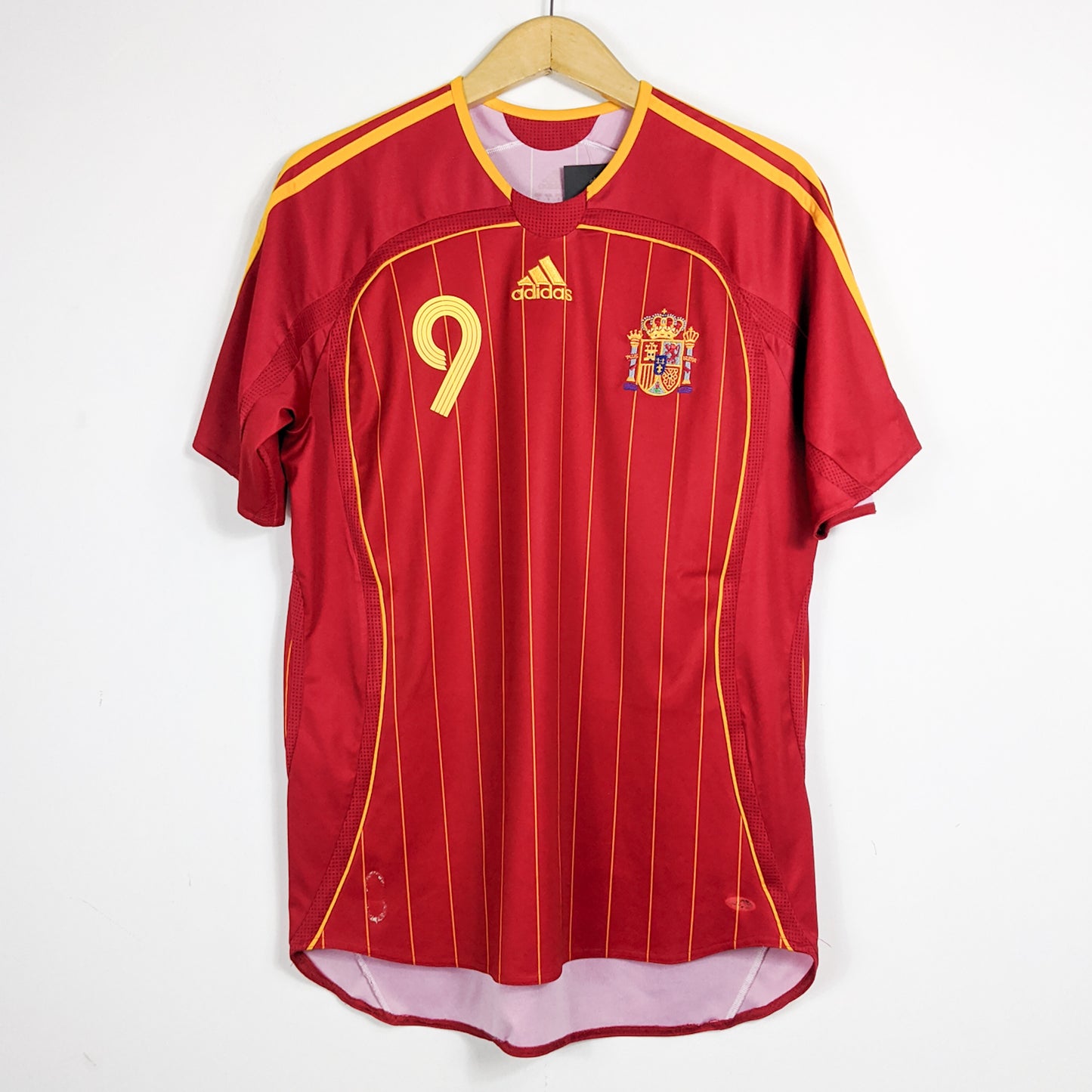 Authentic Spain 2006/08 Home - F. Torres #9 Size M