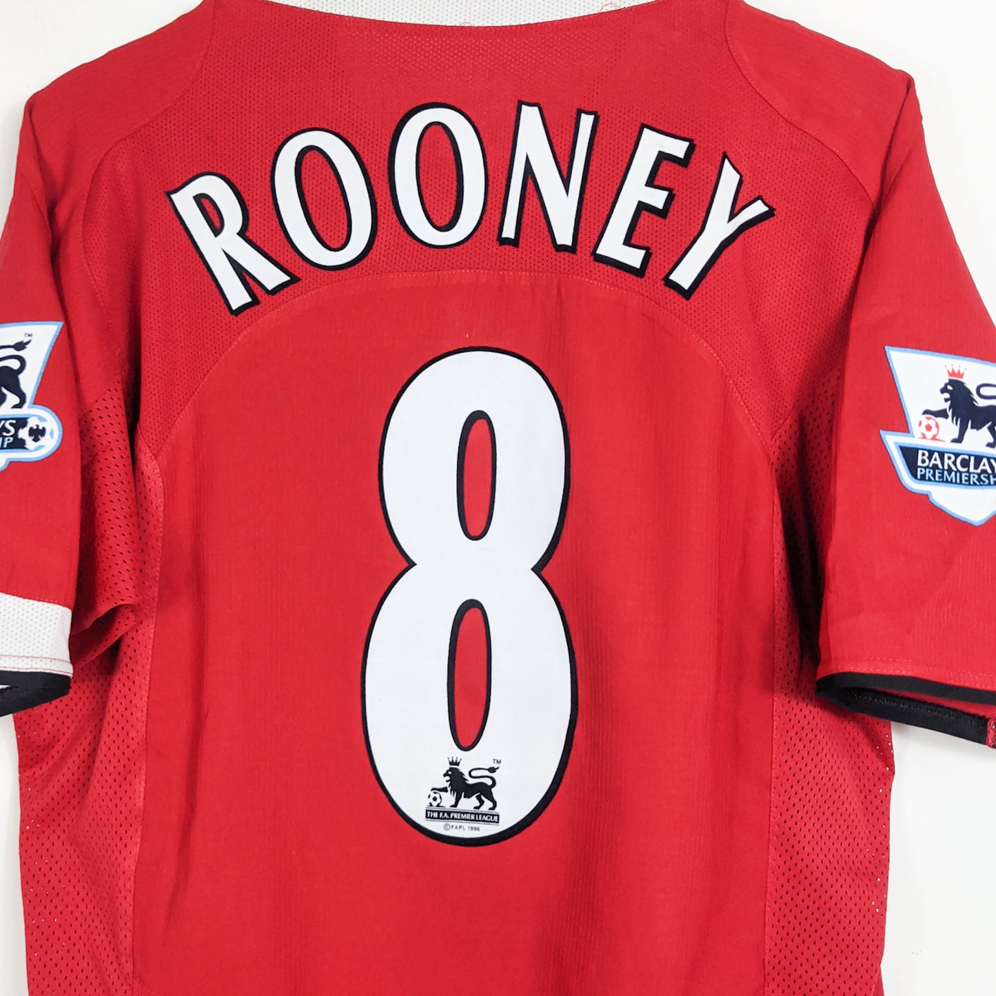 Authentic Manchester United 2004/06 Home - Rooney #8 Size M