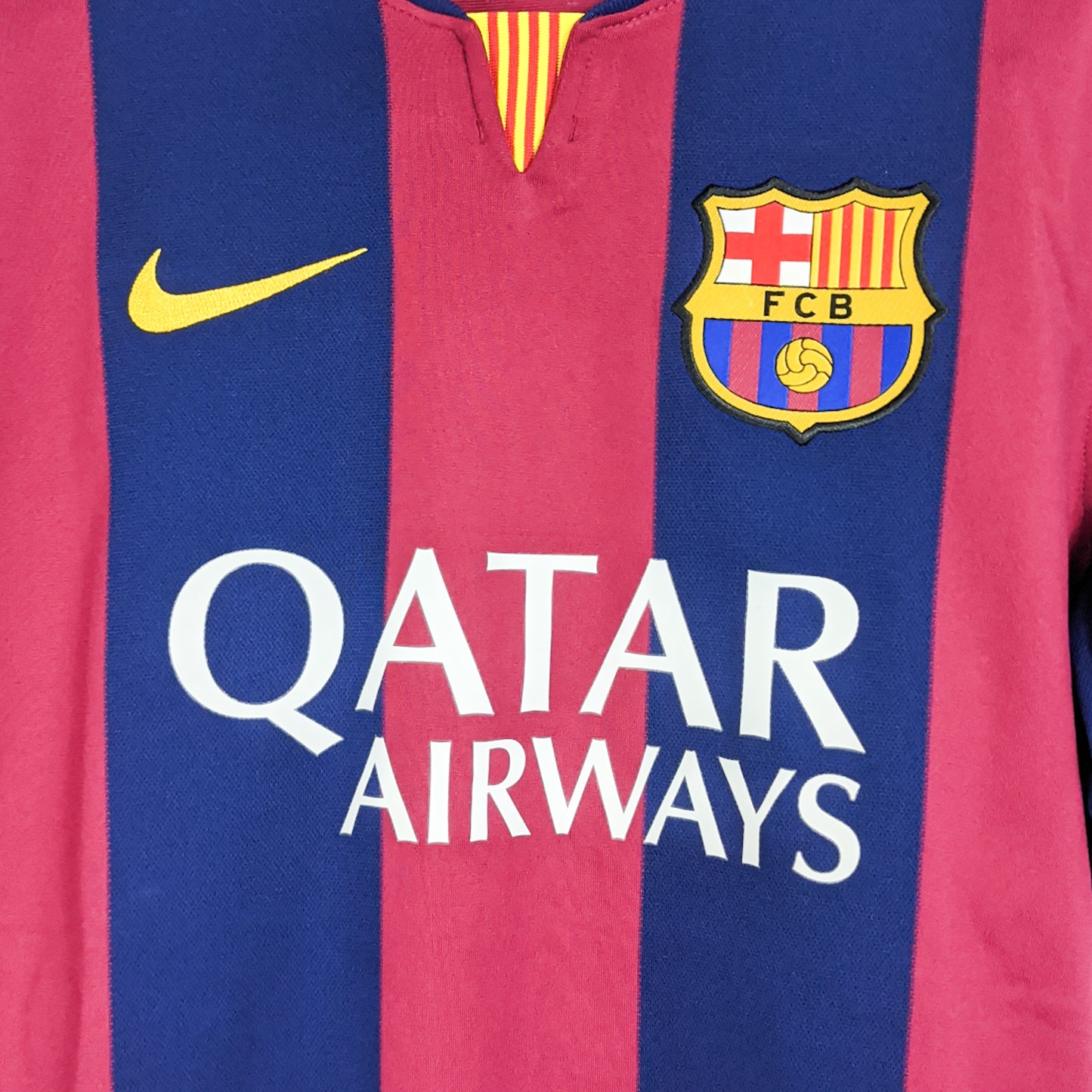 Authentic Barcelona 2014/15 Home - Suarez #9 Size M