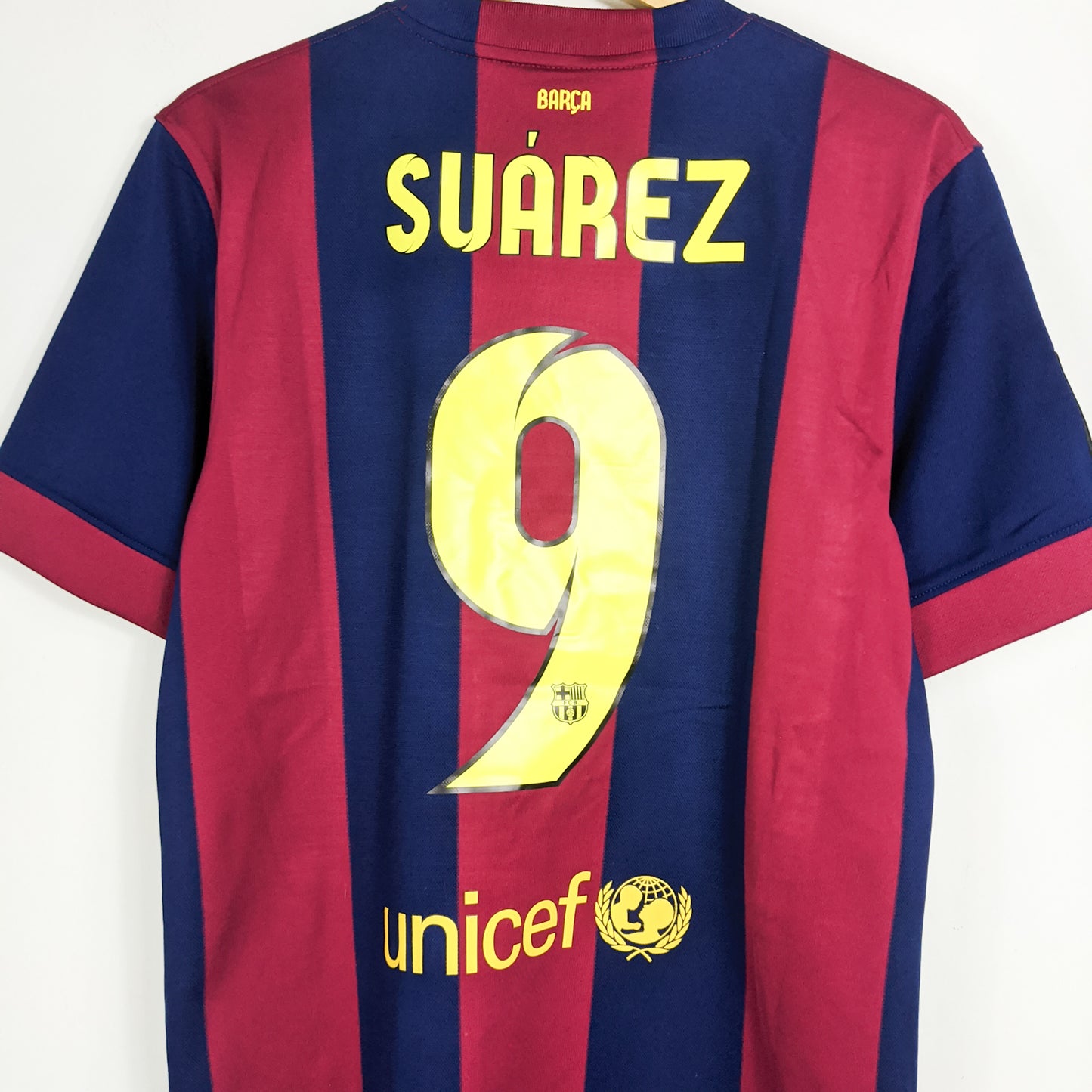 Authentic Barcelona 2014/15 Home - Suarez #9 Size M