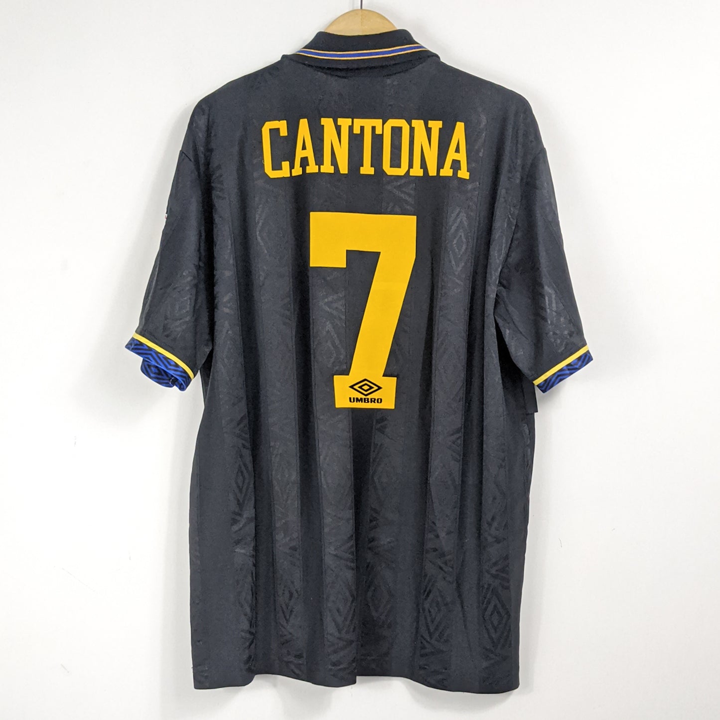 Authentic Manchester United 1993/94 Away - Cantona #7 Size XL