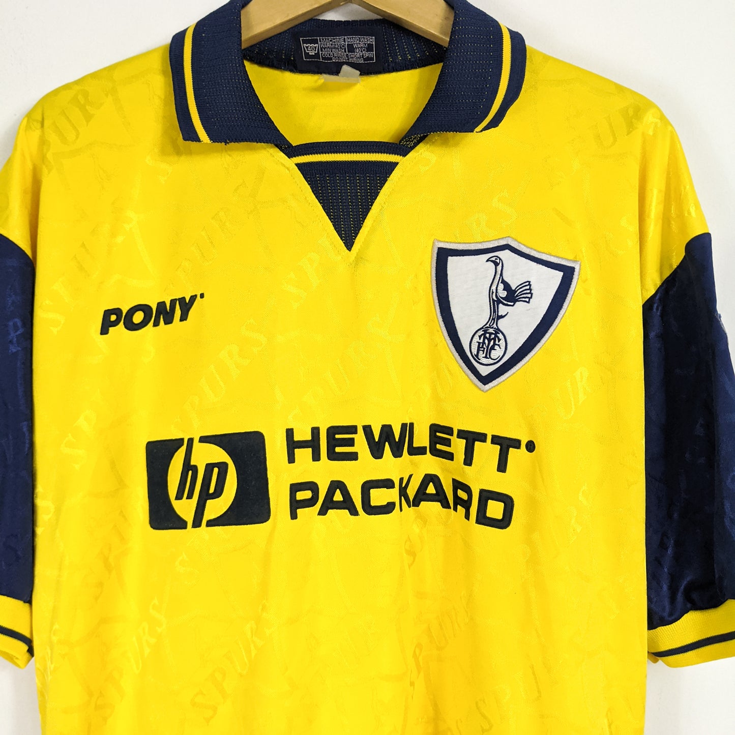 Authentic Tottenham Hotspur 1995/96 Third - Sheringham #10 Size L