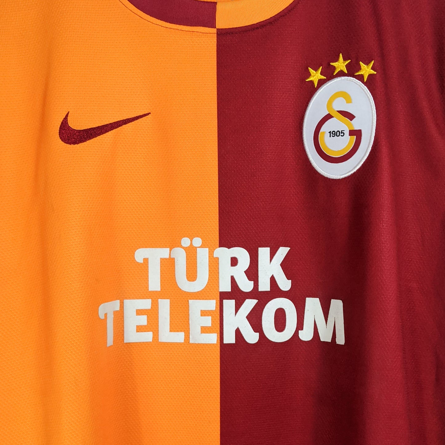 Authentic Galatasaray 2013/14 Home - Drogba #11 Size L