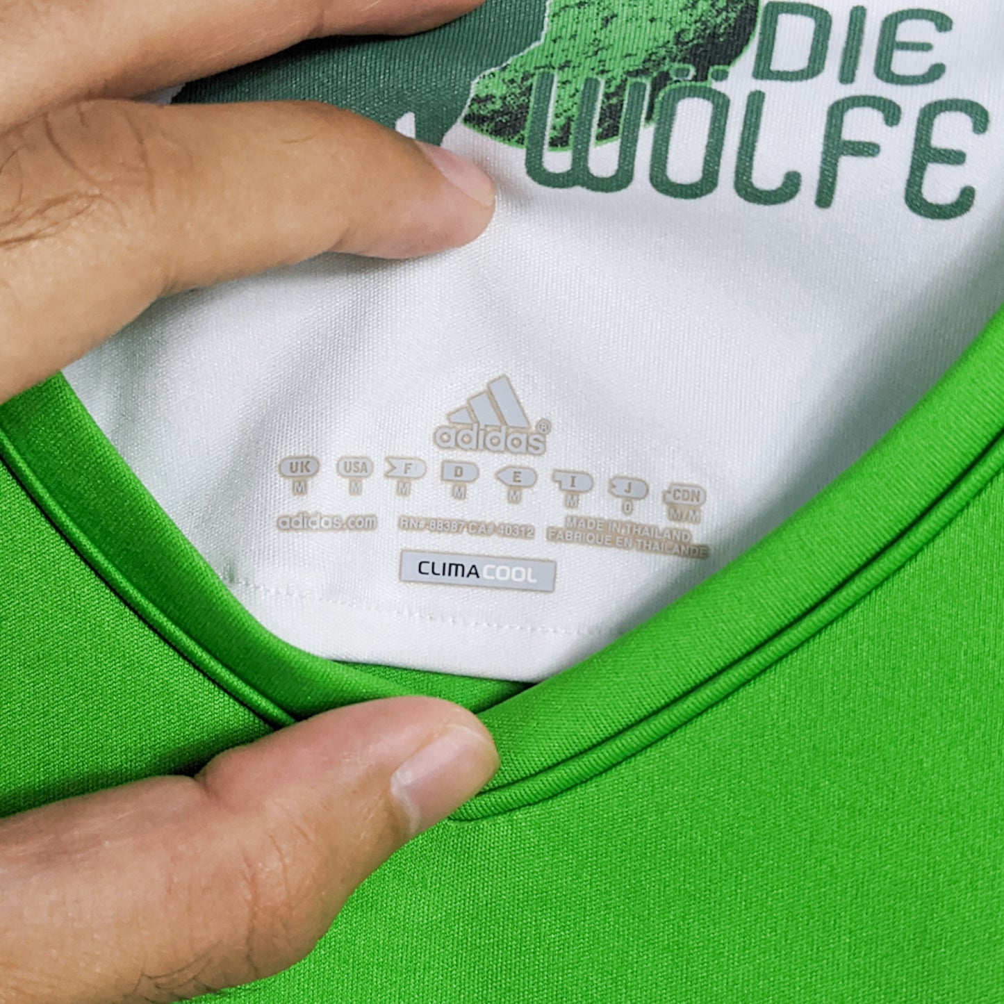 Authentic Wolfsburg 2011 Home - Mandzukic #18 Size M