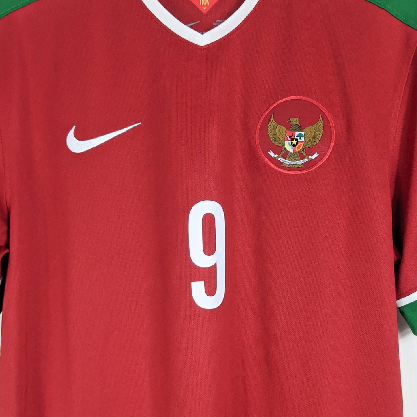 Authentic Indonesia 2014 Home - Cristian Gonzales #9 Size M (Bnwt)
