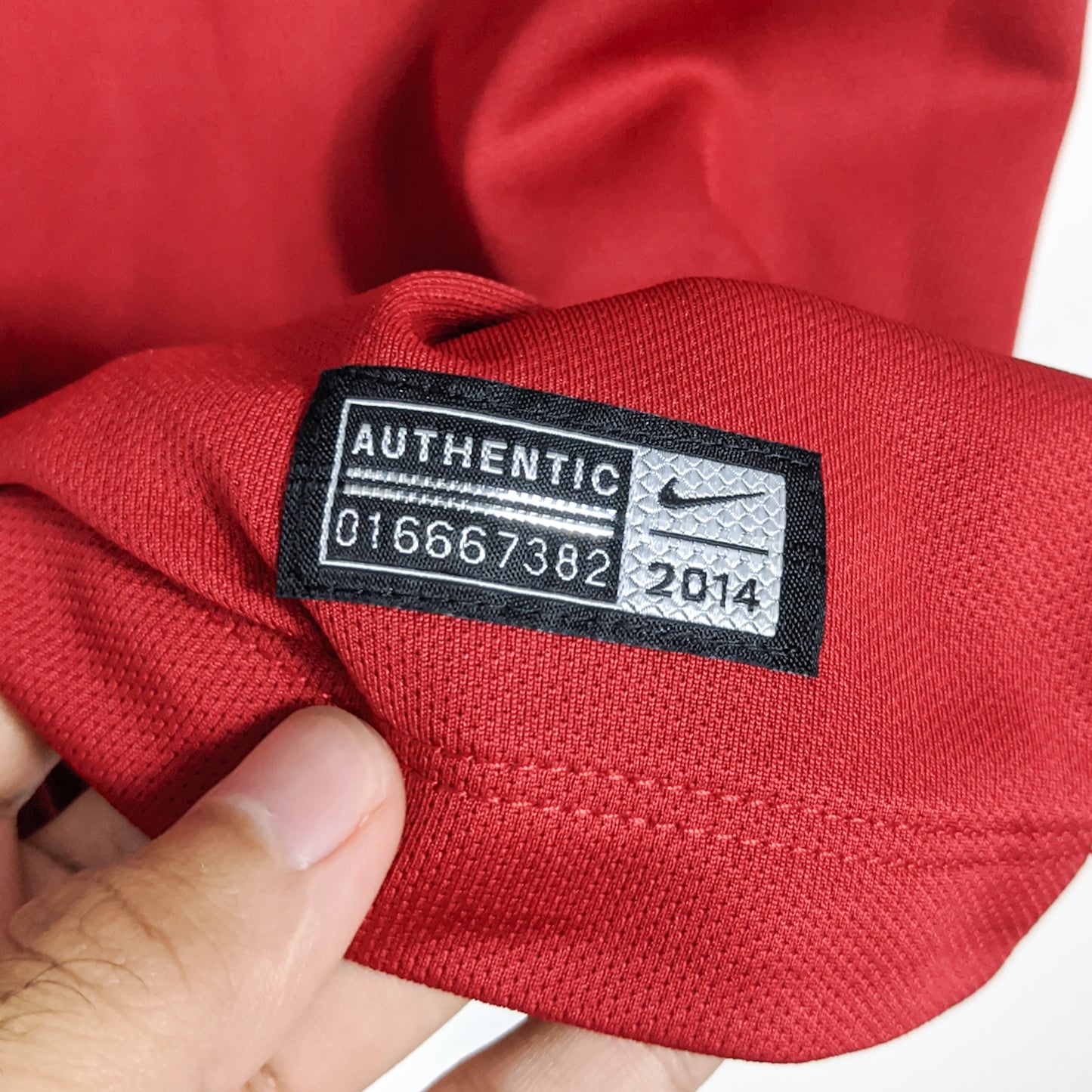 Authentic Indonesia 2014 Home - Cristian Gonzales #9 Size M (Bnwt)