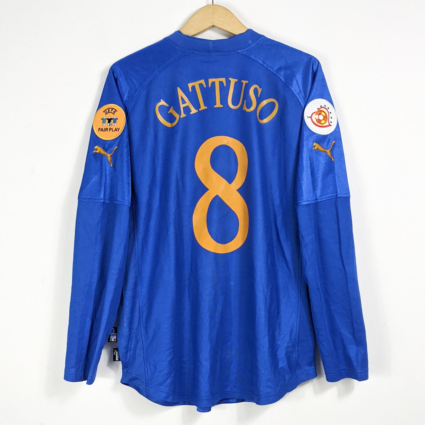 Authentic Italy 2004 Home - Gattuso #8 Size M (Long Sleeve)