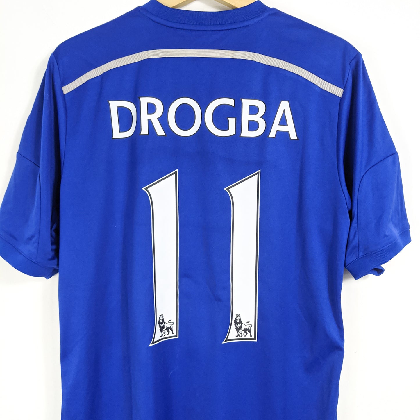 Authentic Chelsea 2014/15 Home - Drogba #11 Size L