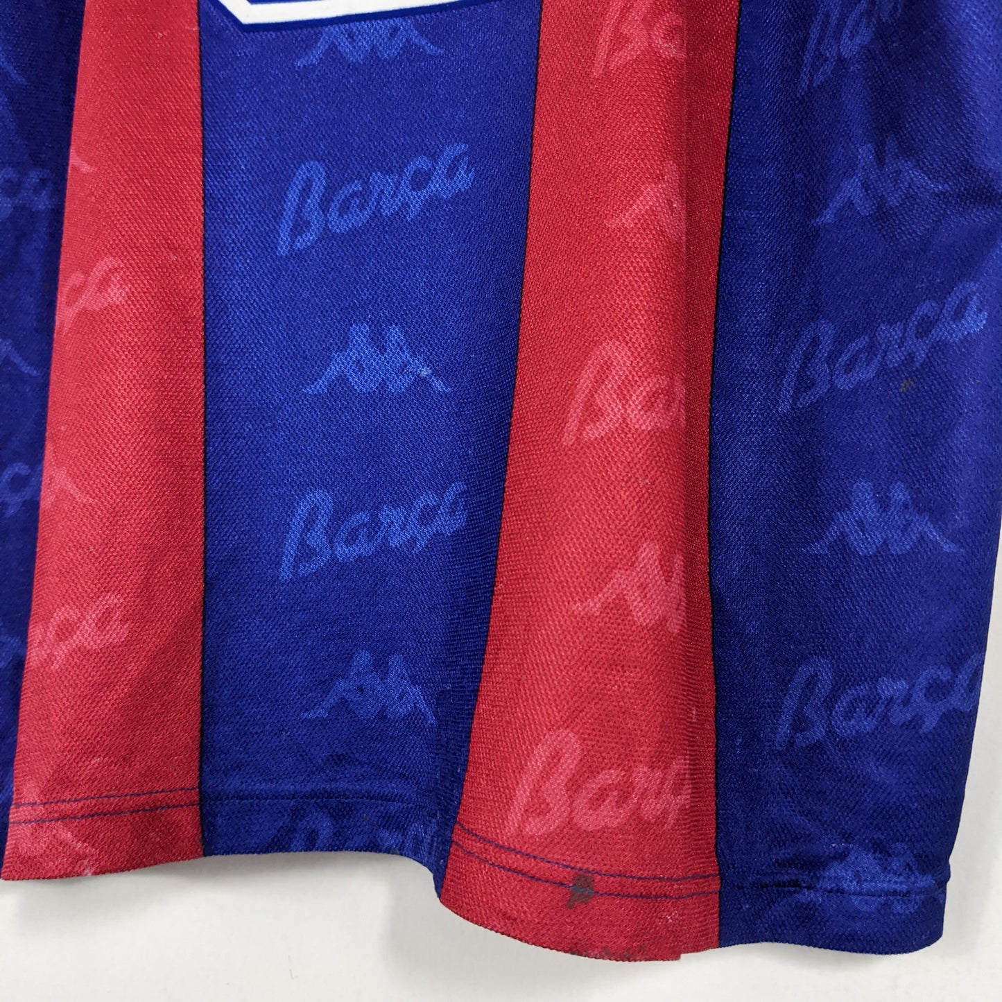 Authentic Barcelona 1995/97 Home - Ronaldo #9 Size M