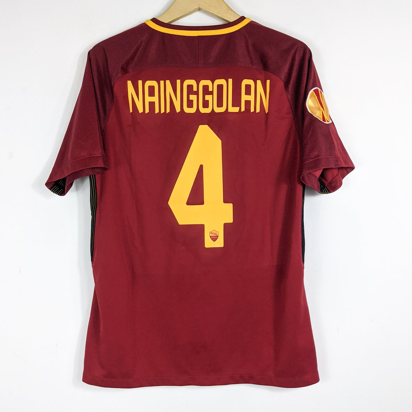 Authentic AS Roma 2016/17 Home - Nainggolan #4 Size M