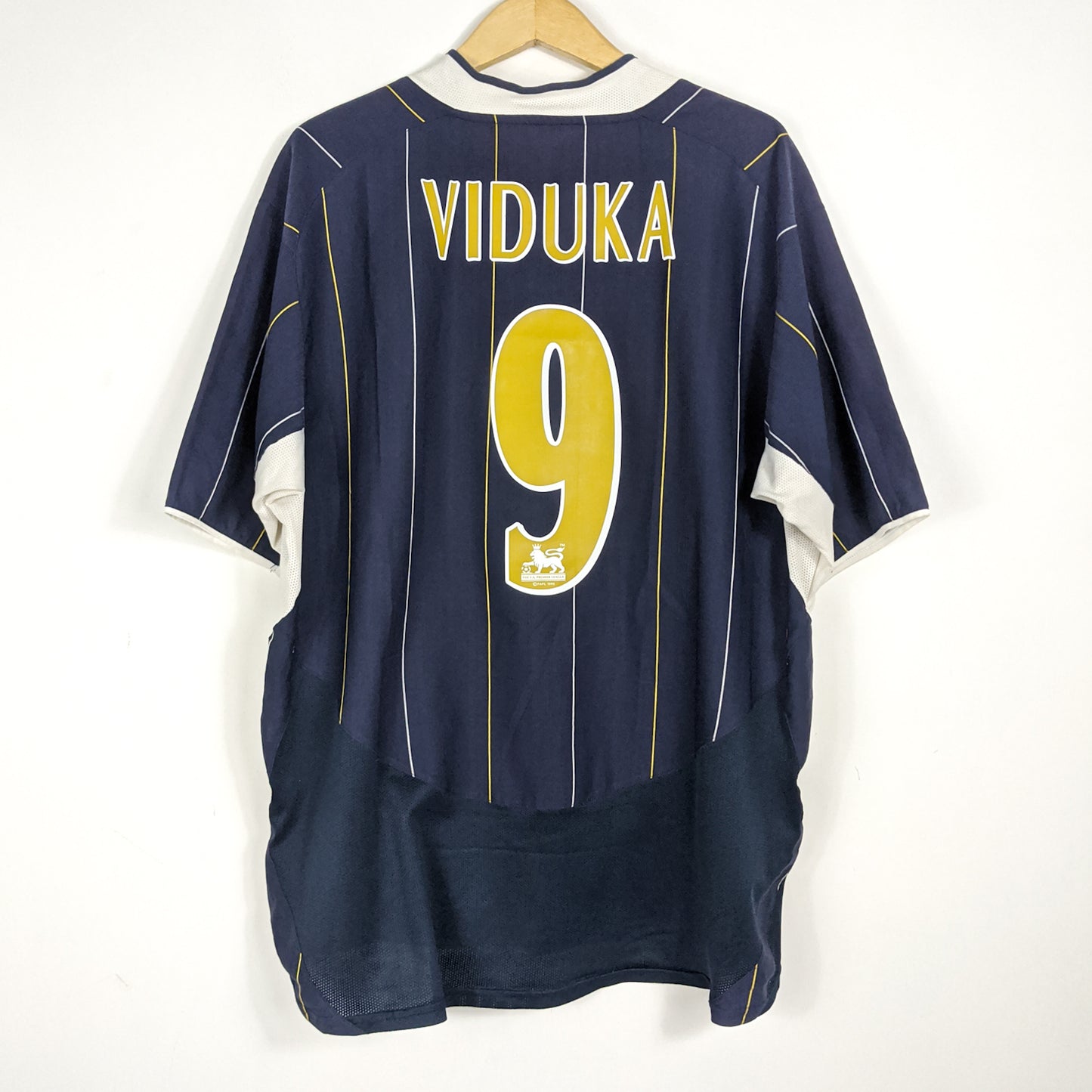 Authentic Leeds 2003/04 Away - Viduka #9 Size XL