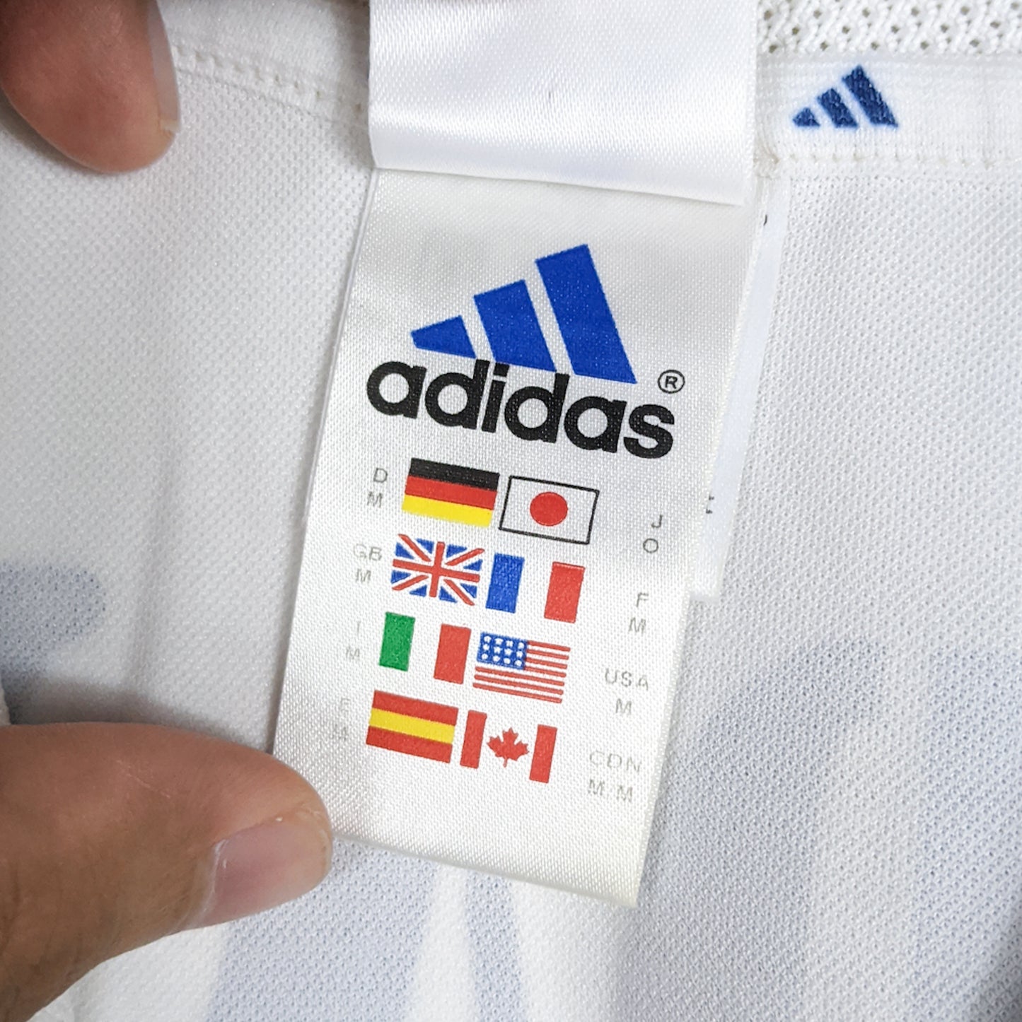 Authentic Real Madrid 2001/02 Home - Zidane #5 Size M