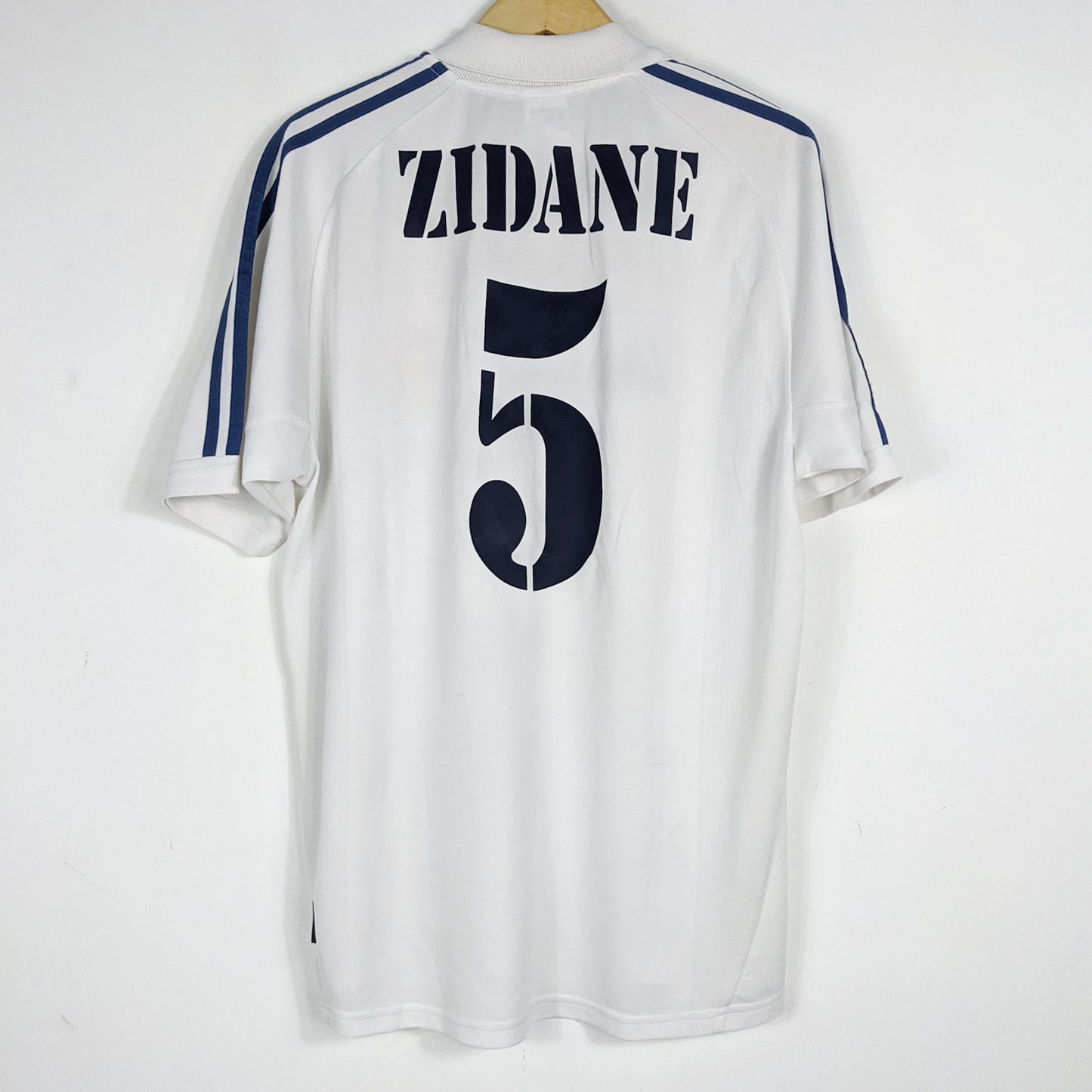 Authentic Real Madrid 2001/02 Home - Zidane #5 Size M