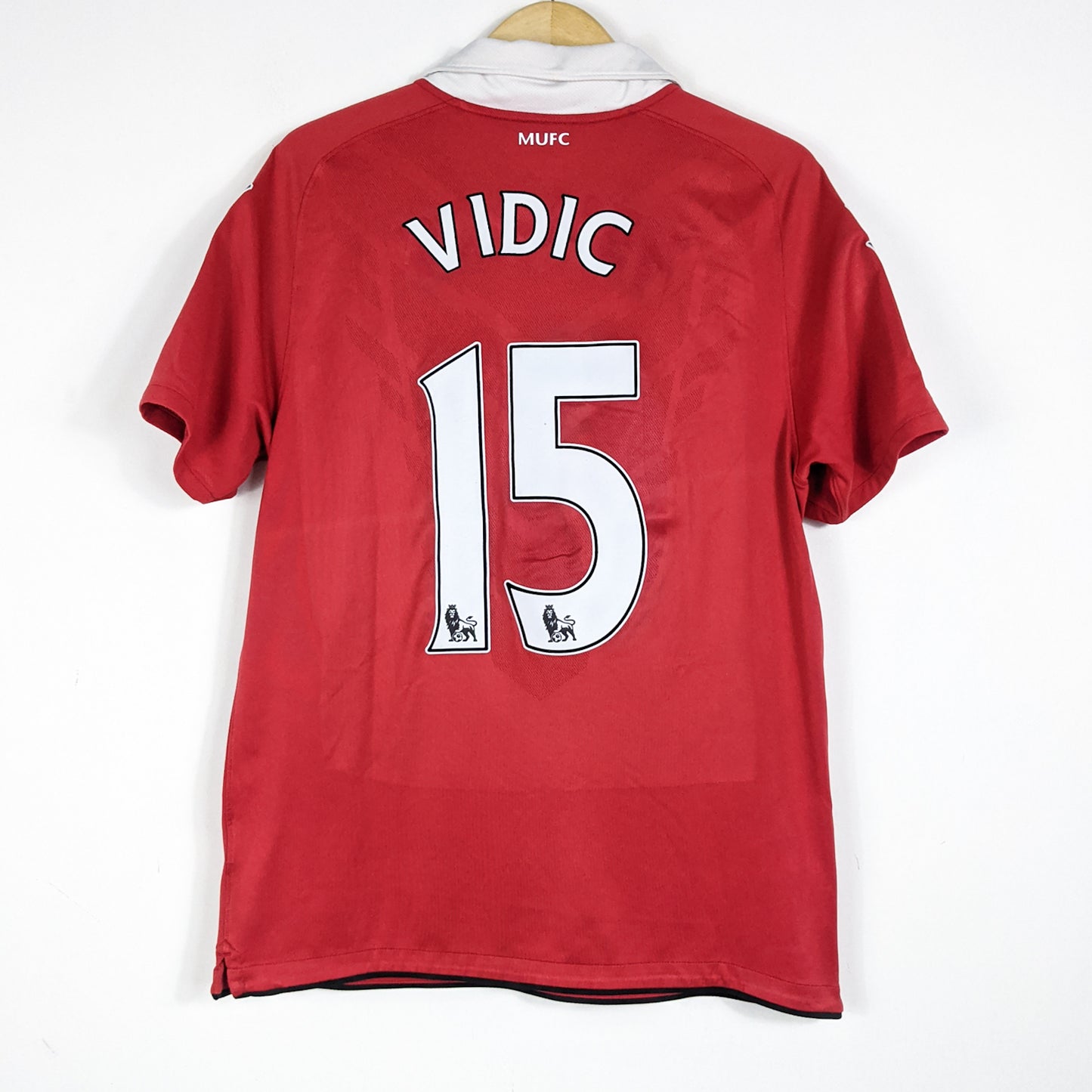 Authentic Manchester United 2010/11 Home - Vidic #15 Size M