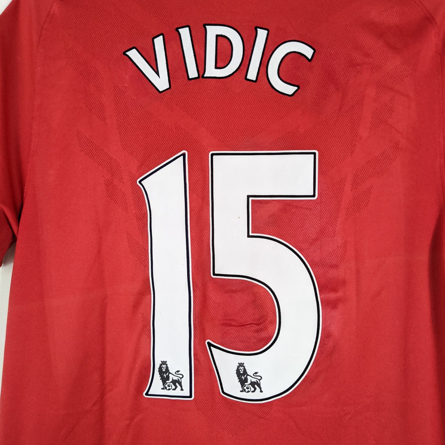 Authentic Manchester United 2010/11 Home - Vidic #15 Size M