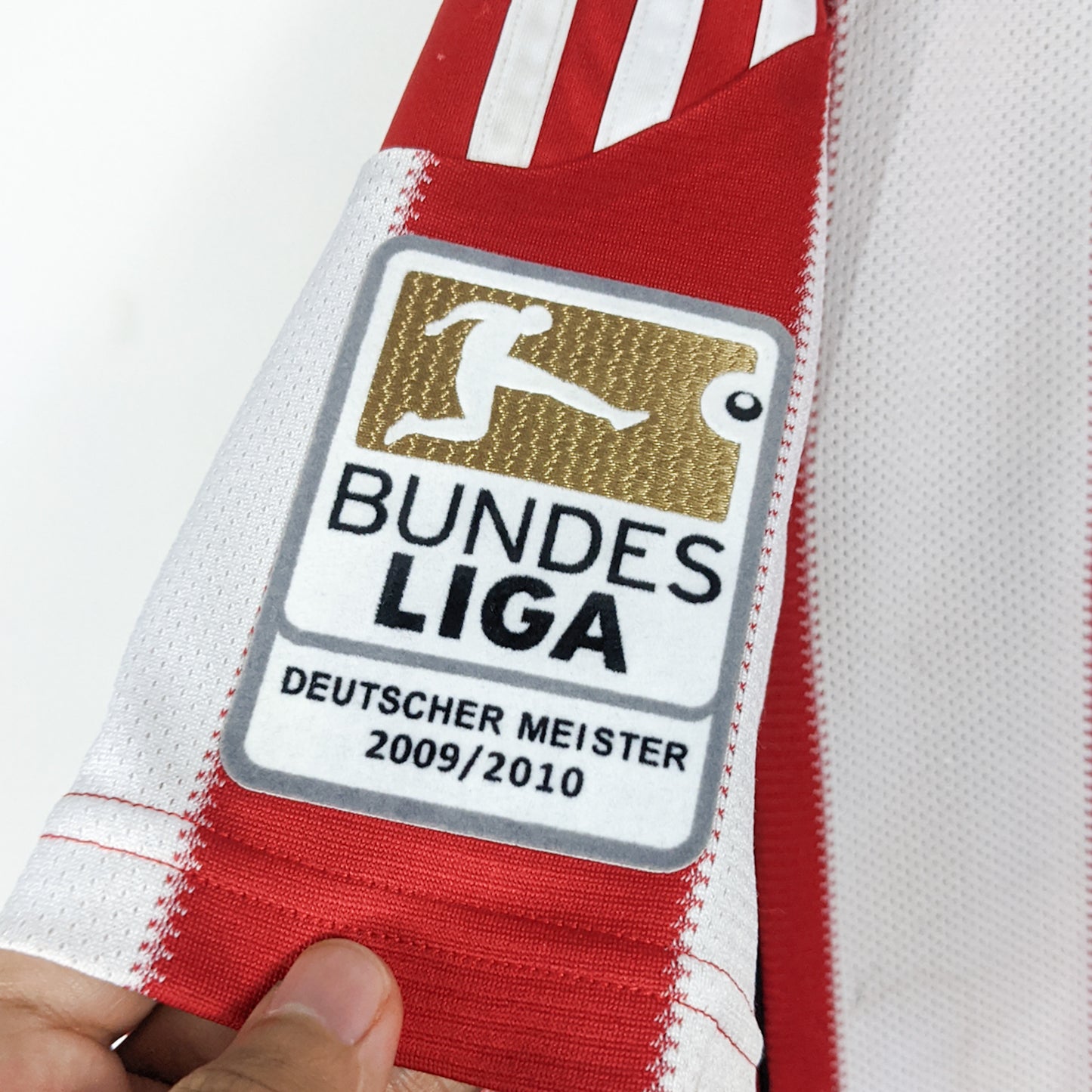 Authentic Bayern Munchen 2010/11 Home - Olic #11 Size XL