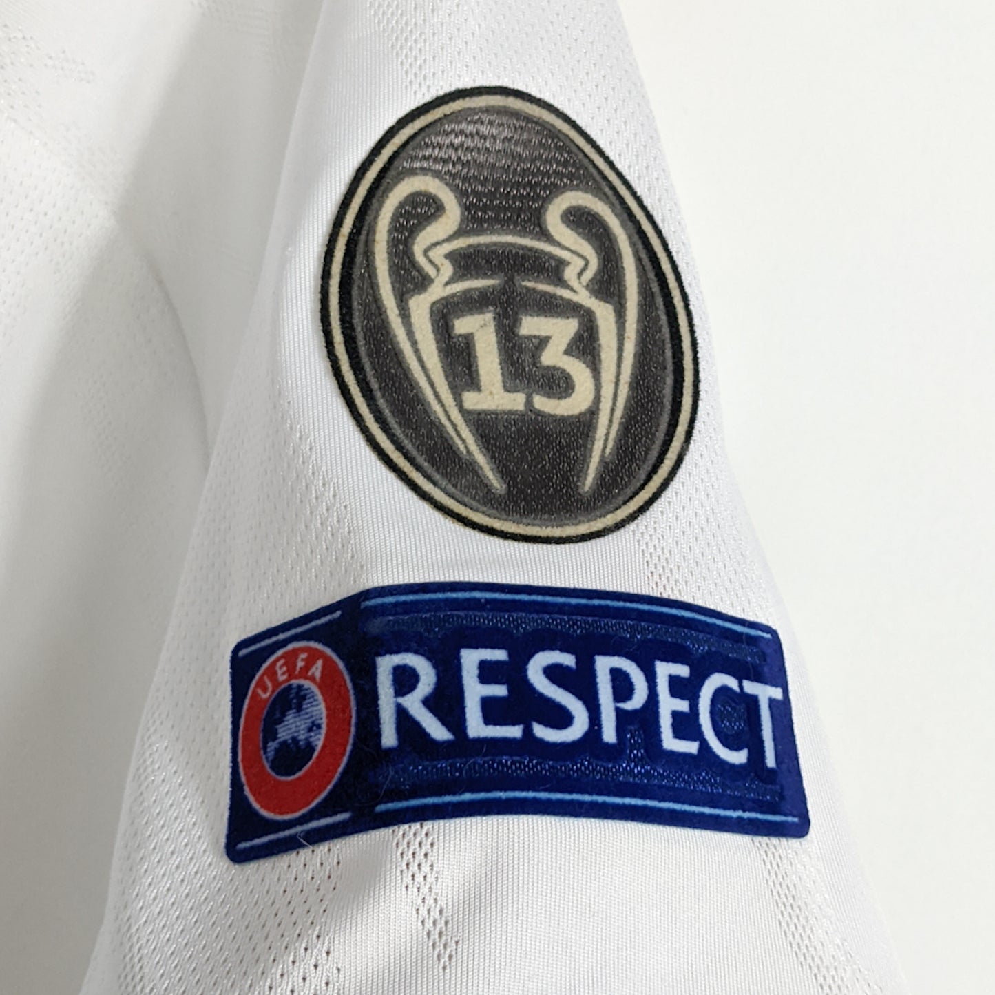Authentic Real Madrid 2020/21 Home - Modric #10 Size L (Bnwt)