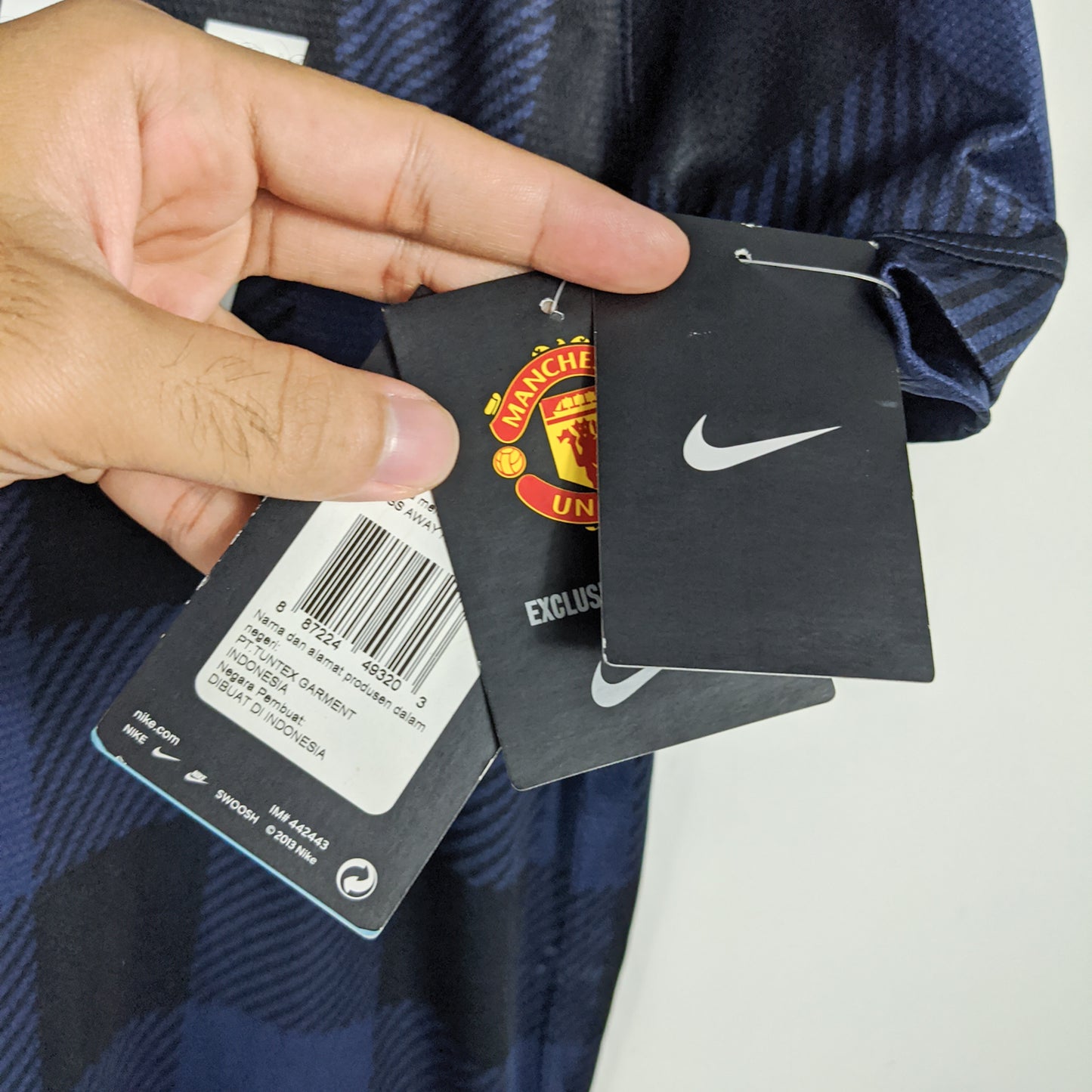 Authentic Manchester United 2013/14 Away - Van Persie #20 Size L (Bnwt)