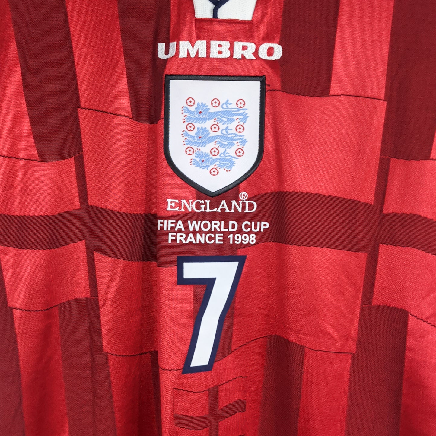 Authentic England 1998 Away - Beckham #7 Size L (Mdt)