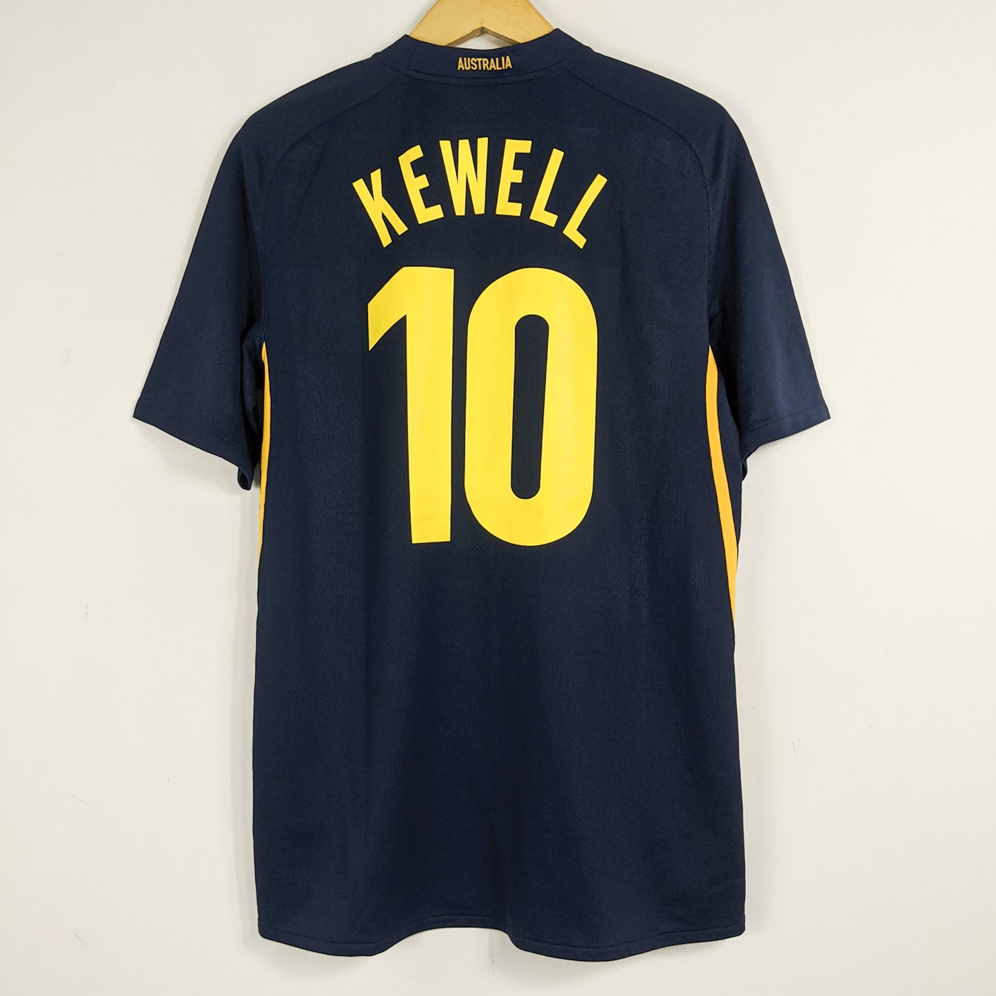 Authentic Australia 2008 Away - Kewell #10 Size M
