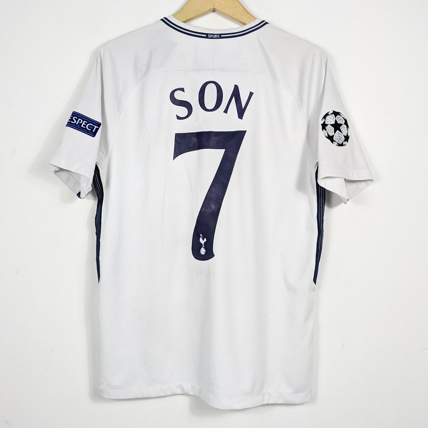 Authentic Tottenham 2017/18 Home - Son #7 Size M