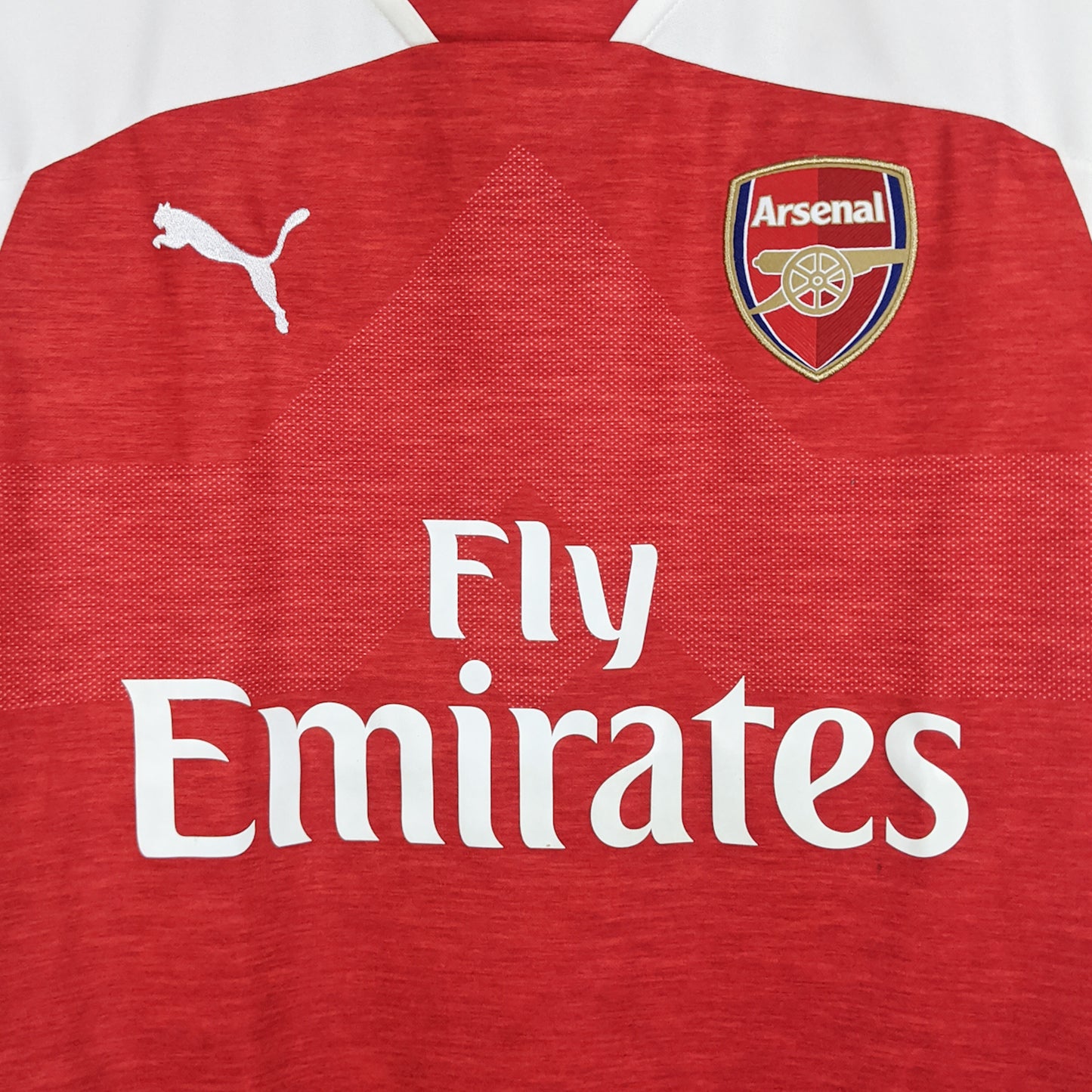 Authentic Arsenal 2018/19 Home - Ozil #10 Size M