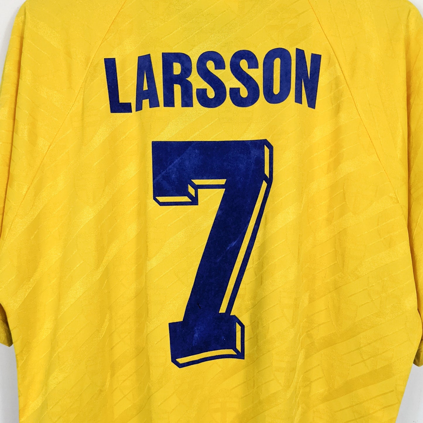 Authentic Sweden 1994/96 Home - Larsson #7 Size L