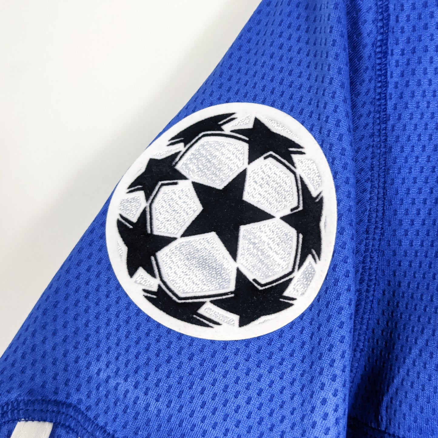 Authentic Chelsea 2009/10 Home - Drogba #11 Size M