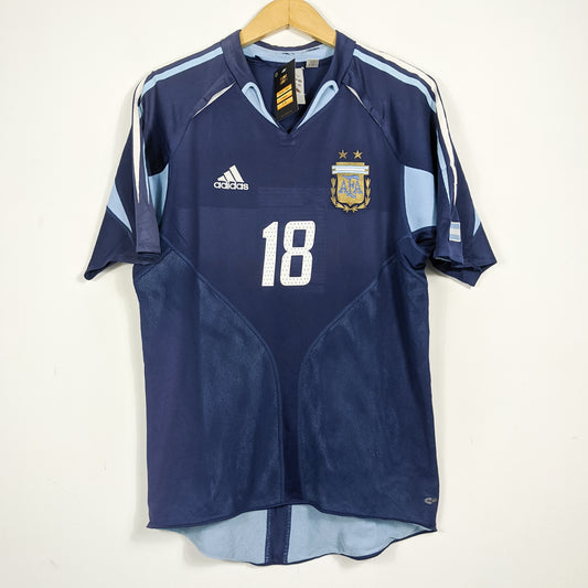 Authentic Argentina 2004 Away - Messi #18 Size M