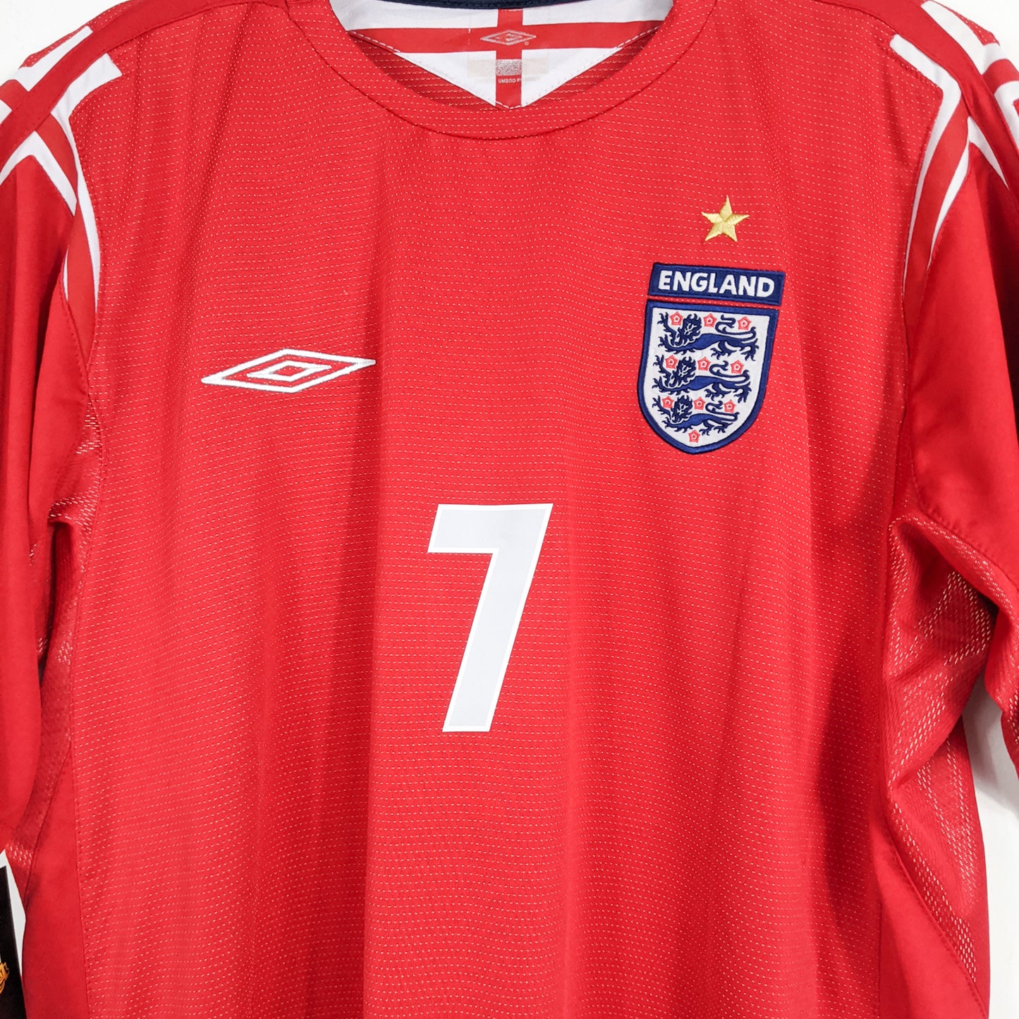 Authentic England 2004/06 Away - Beckham #7 Size XL
