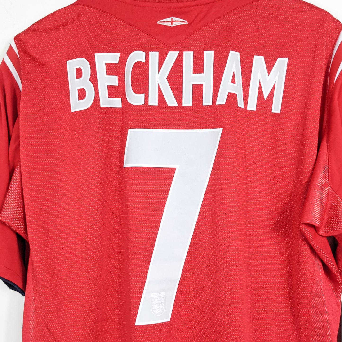 Authentic England 2004/06 Away - Beckham #7 Size XL