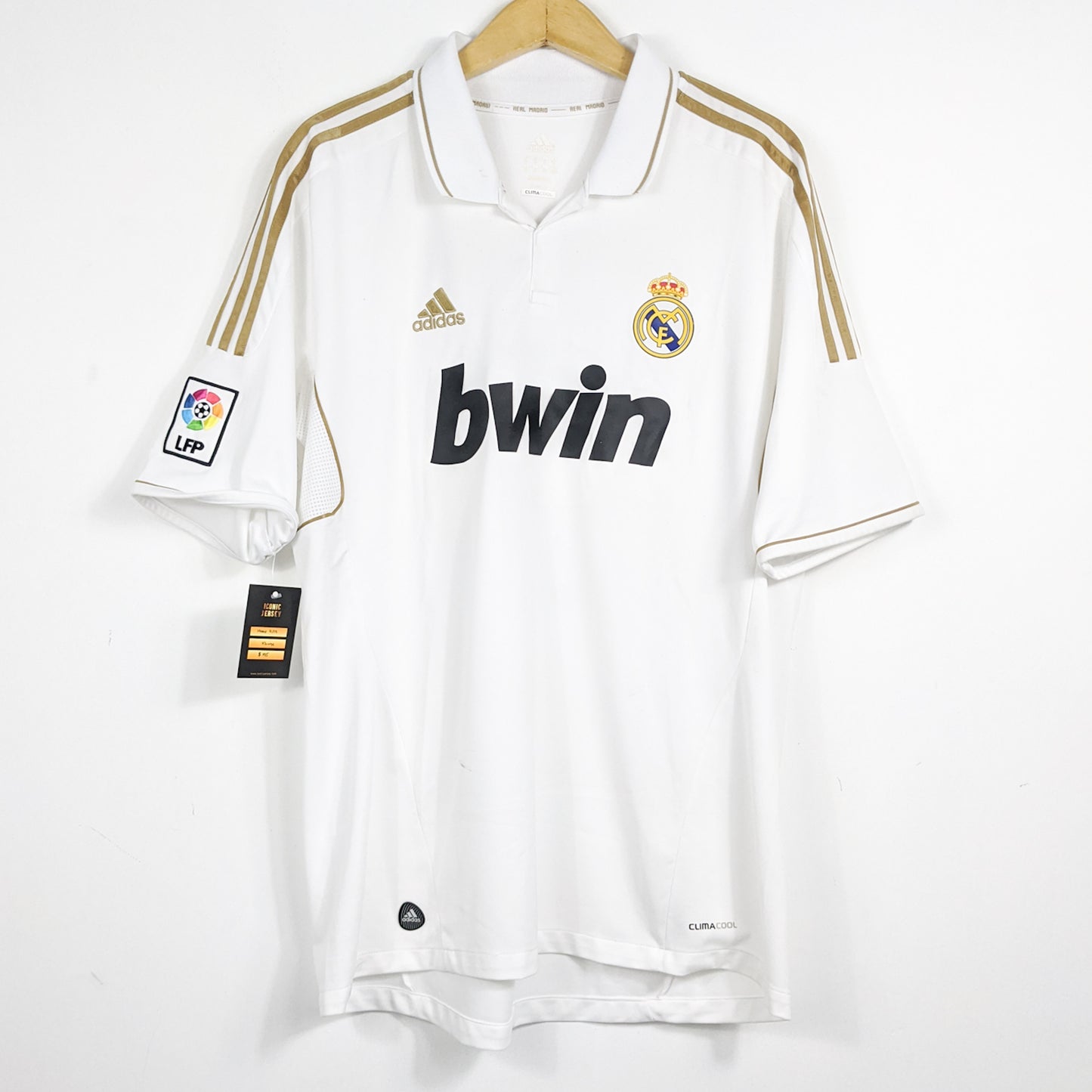 Authentic Real Madrid 2011/12 Home - Ronaldo #7 Size XL