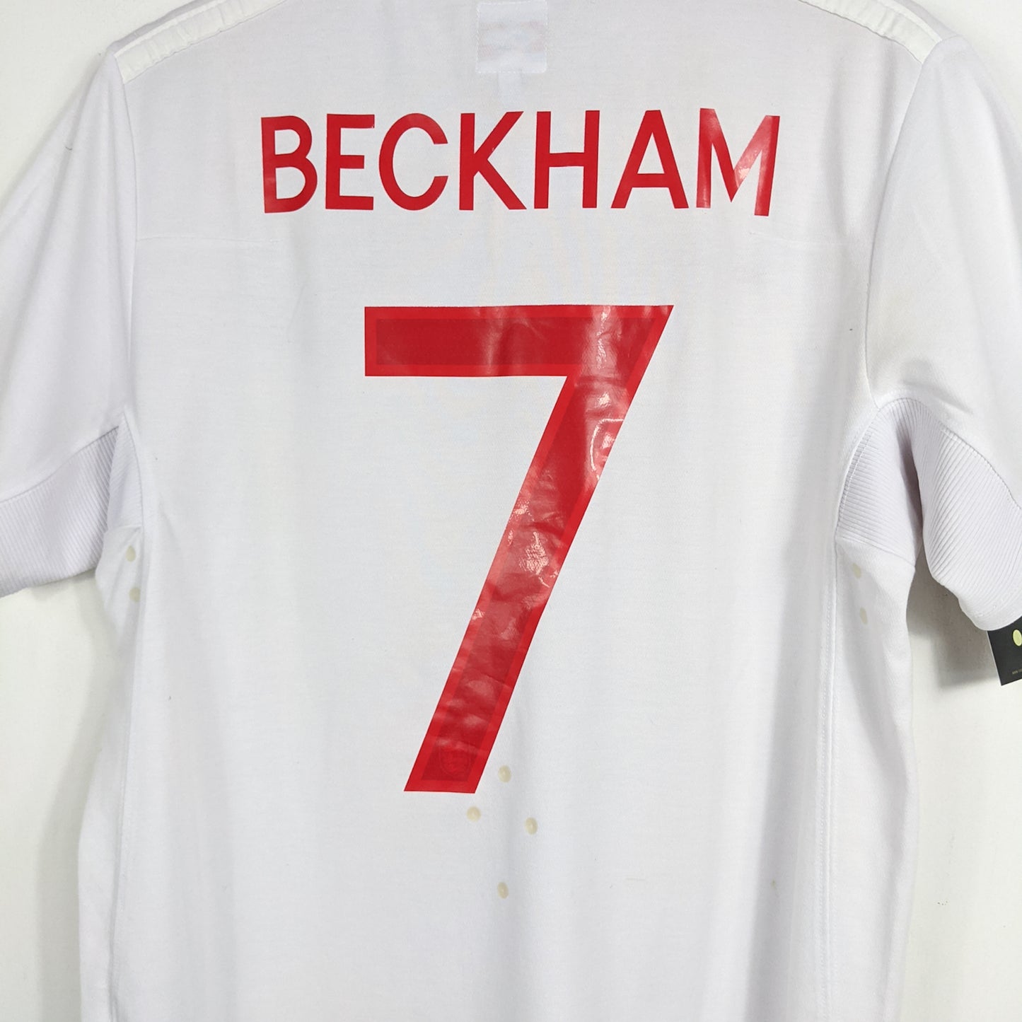 Authentic England 2009/10 Home - Beckham #7 Size M