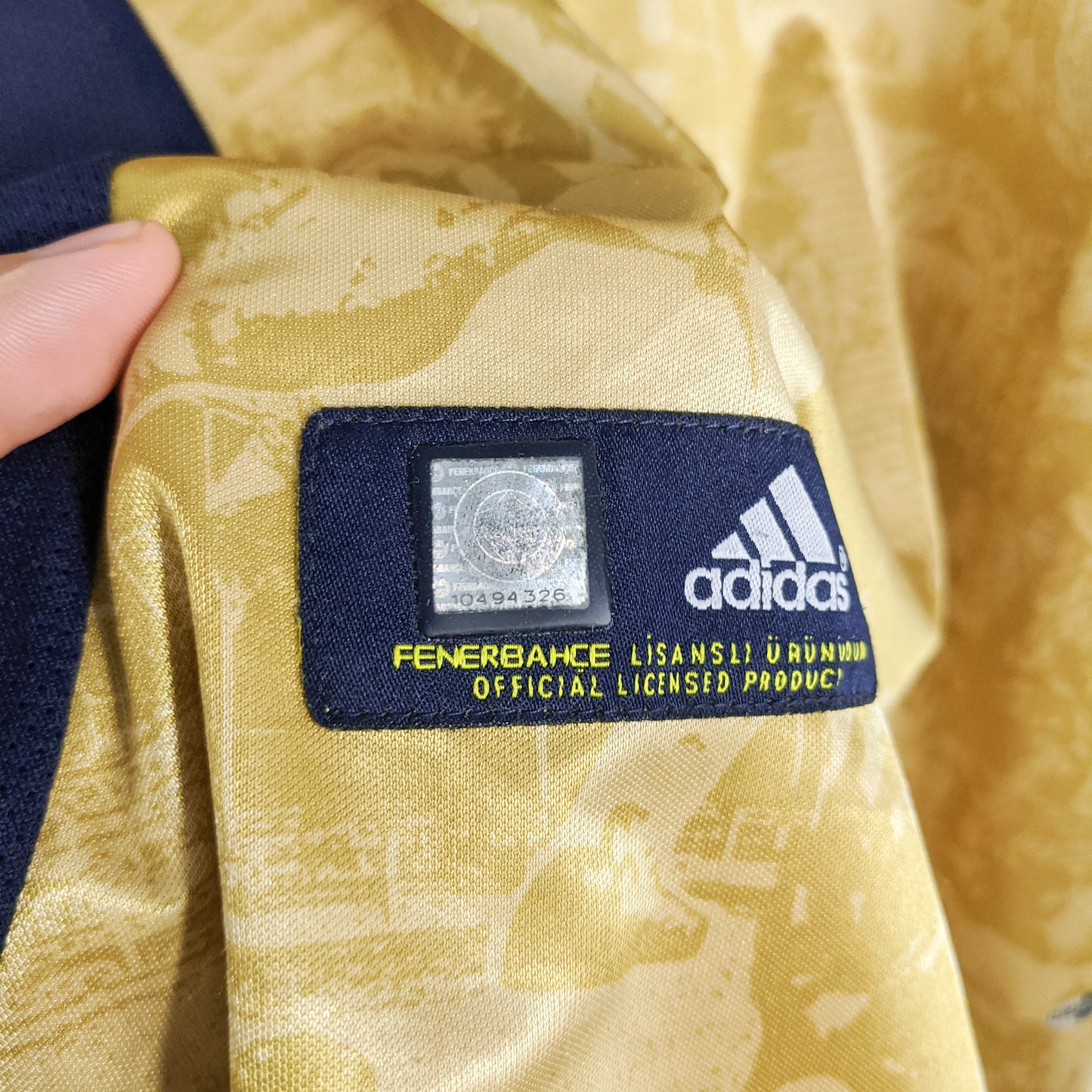 Authentic Fenerbahce 2007 Centenary - Size M fit L